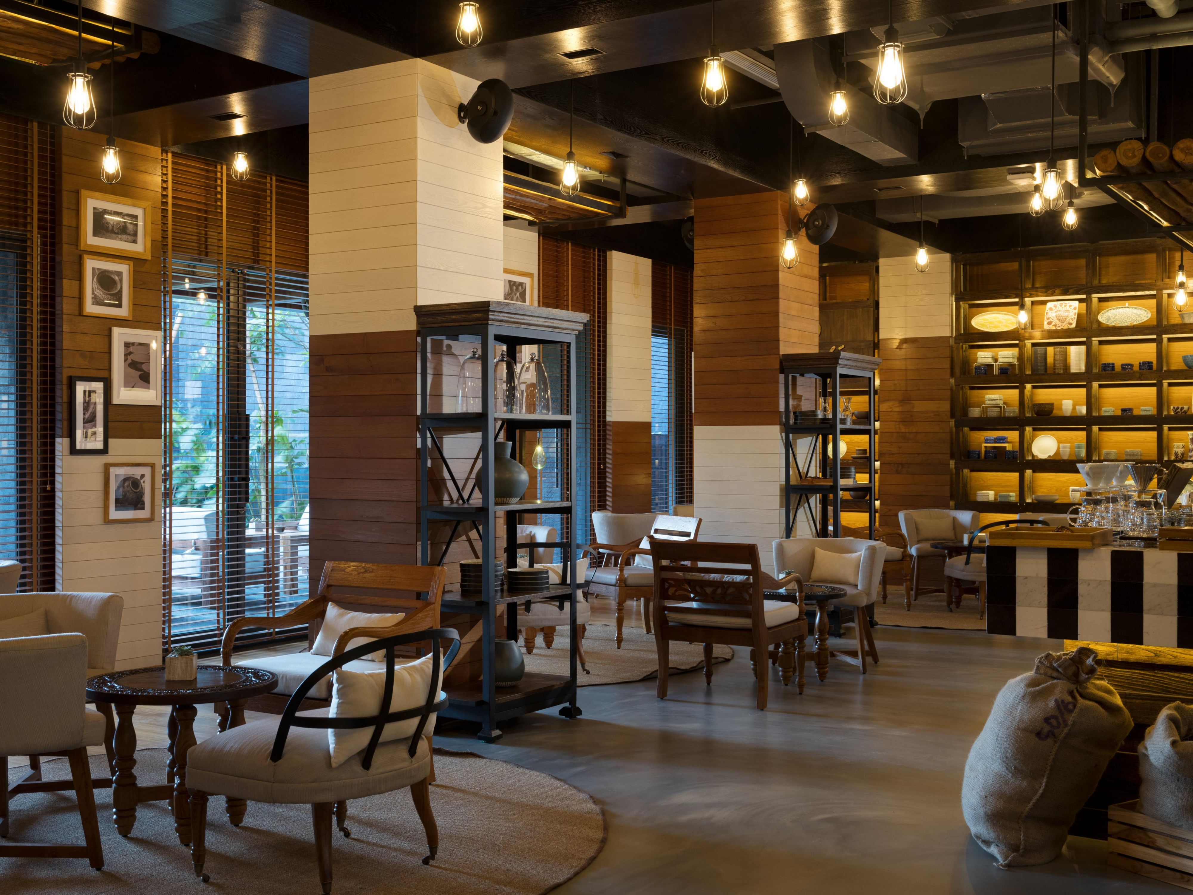 Pottery Café