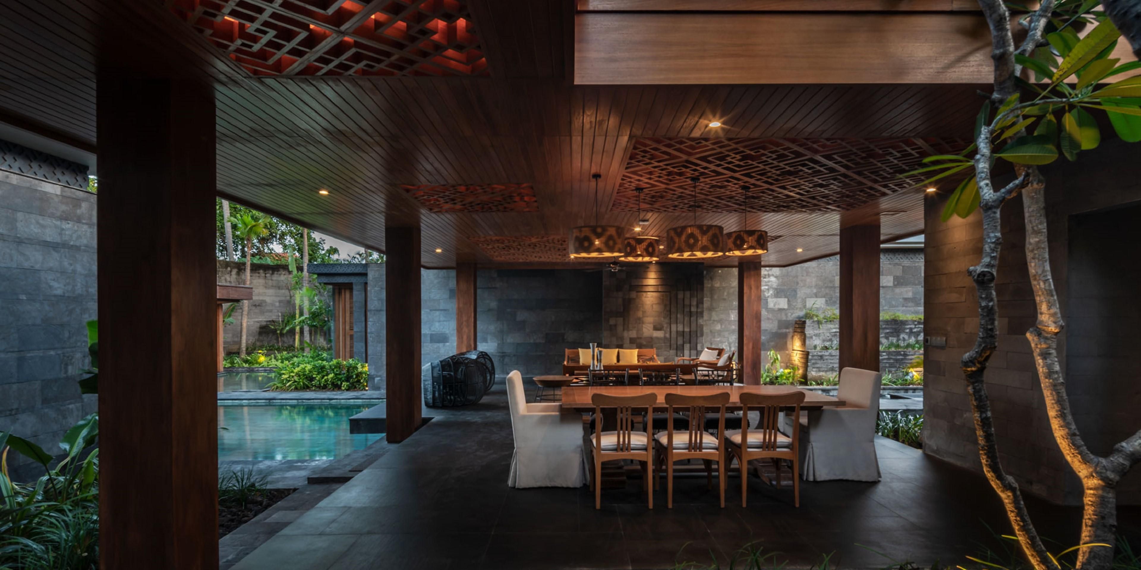 Outdoor Dining Area