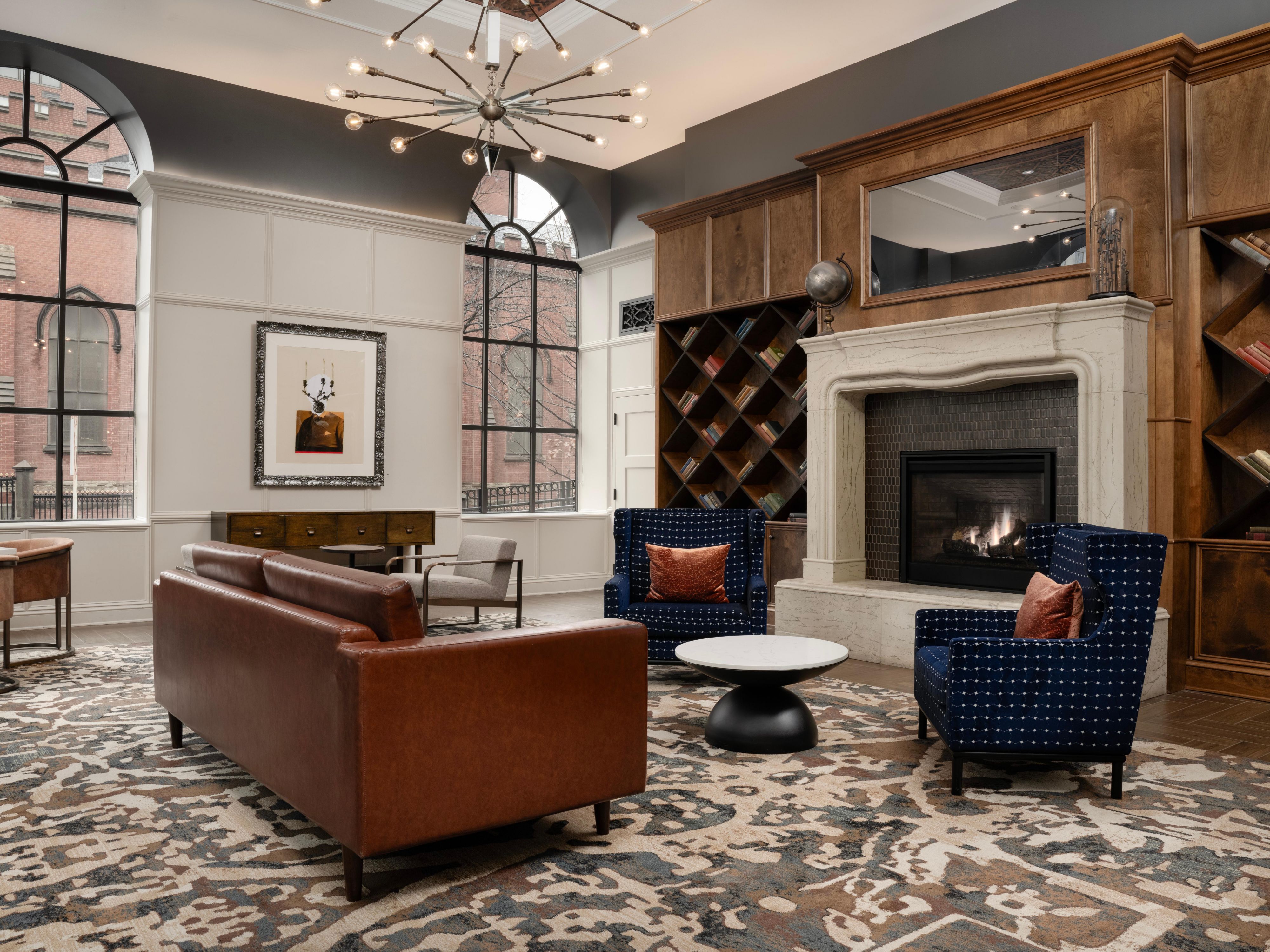 Unwind fireside in our historic downtown Baltimore hotel lounge.