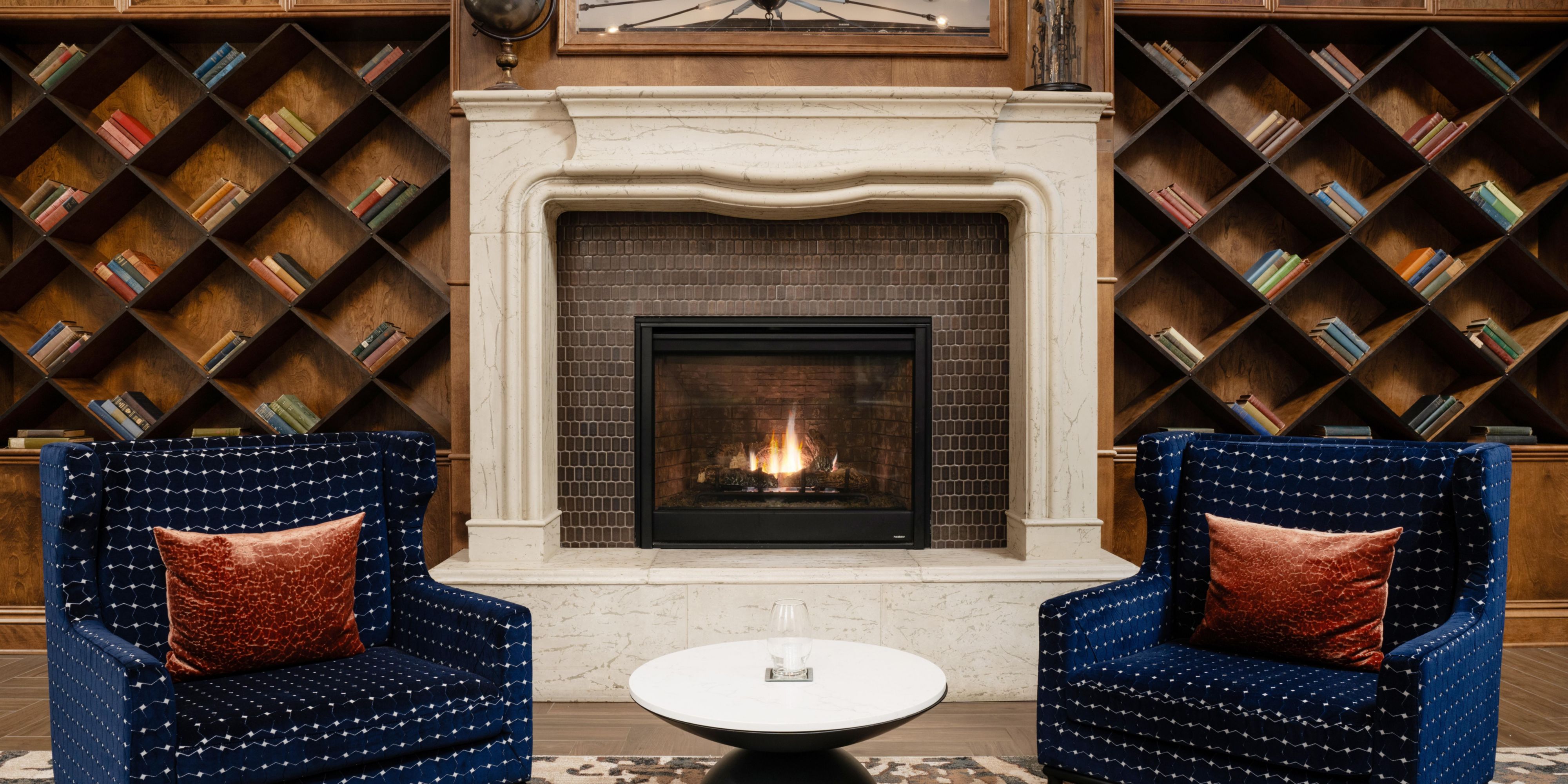 A historic downtown Baltimore hotel lounge library.