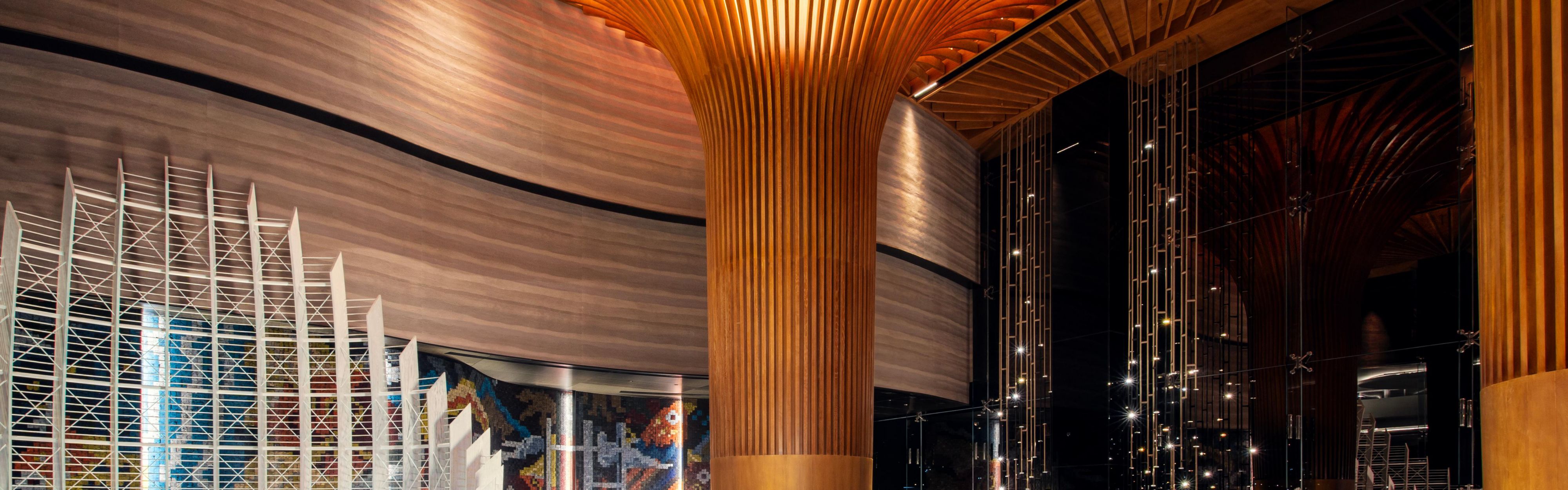 $hotelInfo.mediaDetails.welcomePhotos.primaryPhoto.caption}