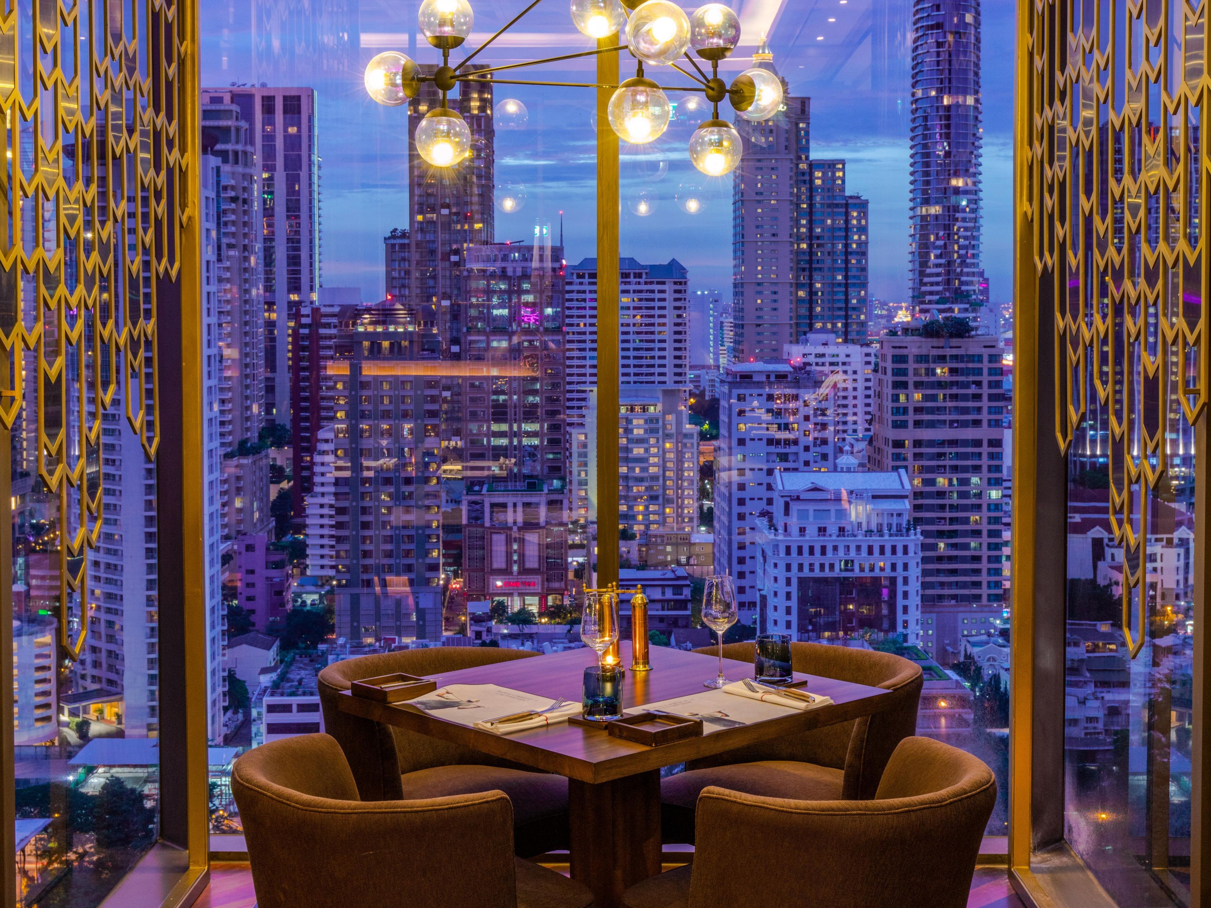Savour premium meats and seafood all grilled to perfection at CHAR Restaurant, while CHAR Rooftop Bar offers uniquely-crafted cocktails, live music and inspiring city views for you to unwind. Whether it is an intimate gathering or a large celebration, we ensure you vibrant evenings with great hospitality at CHAR Bangkok’s three distinctive venues.