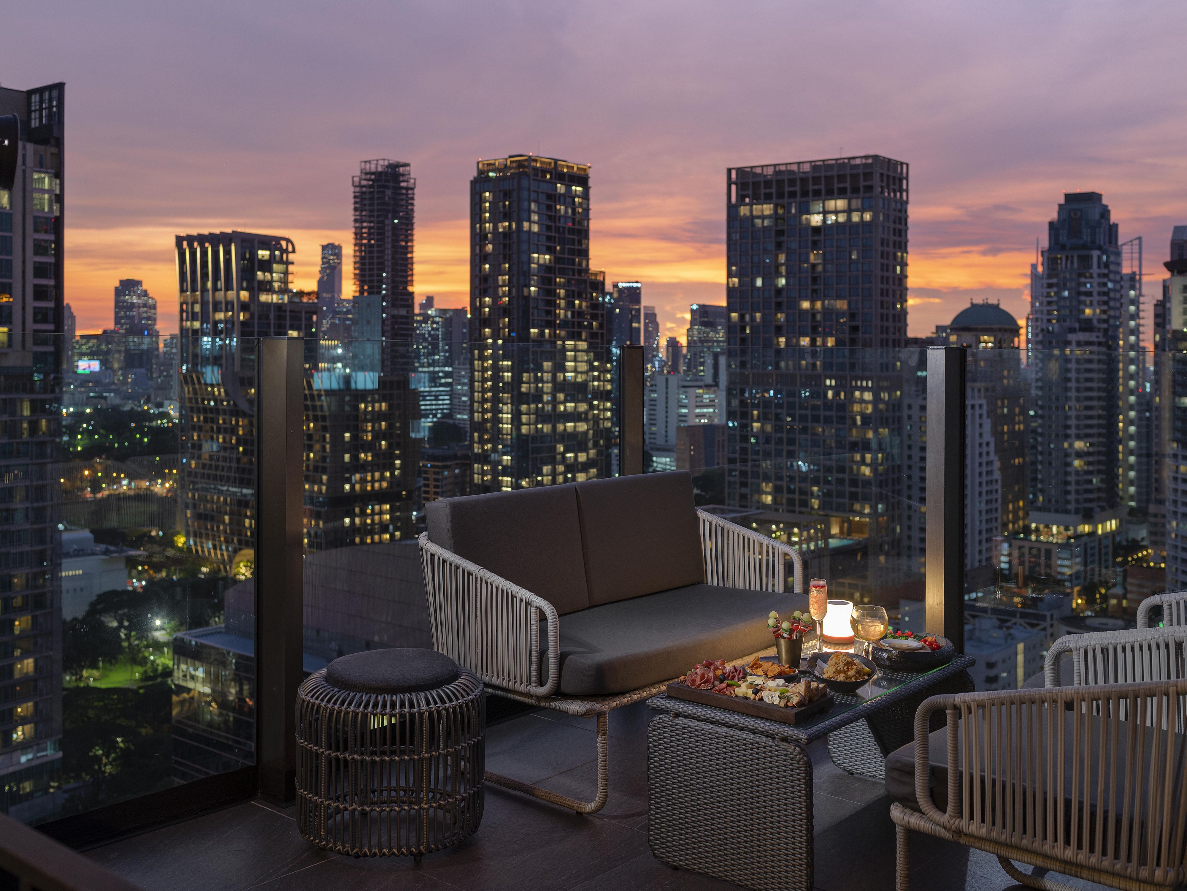 CHAR Rooftop Bar