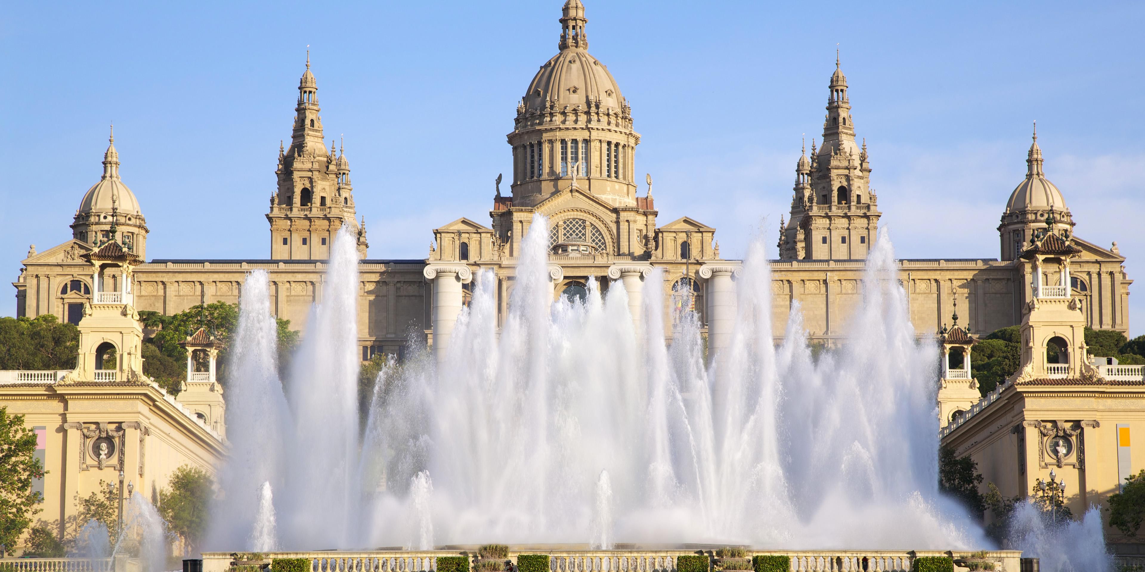 Marvel at the majestic magic fountain of Montjuïc.