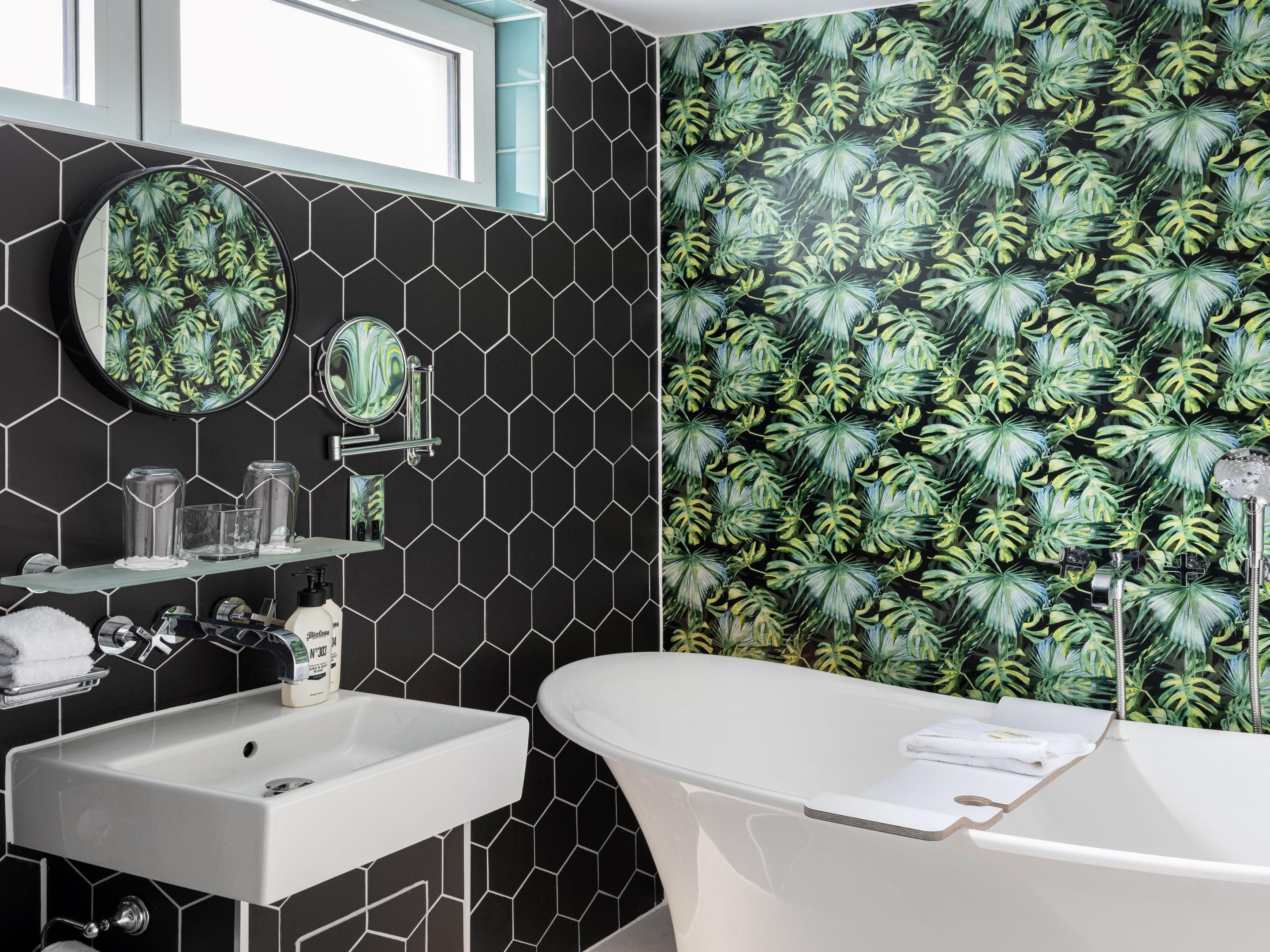 King Premium Room With Separate Bath