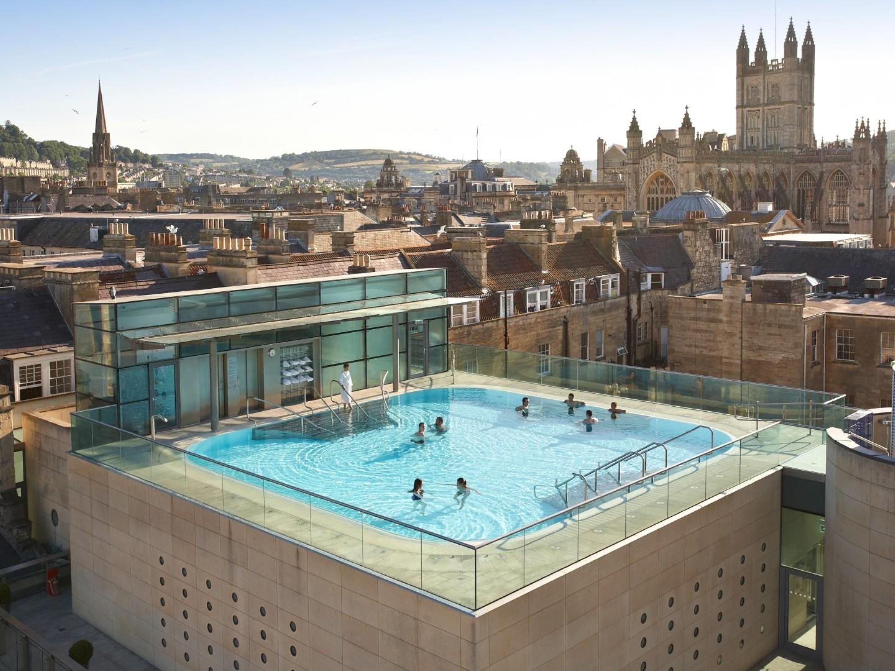 Thermal baths. Термы бата Thermae Bath. Римские бани в городе бат Англия. Thermae Bath Spa, Bath, England. Thermae Bath Великобритания.