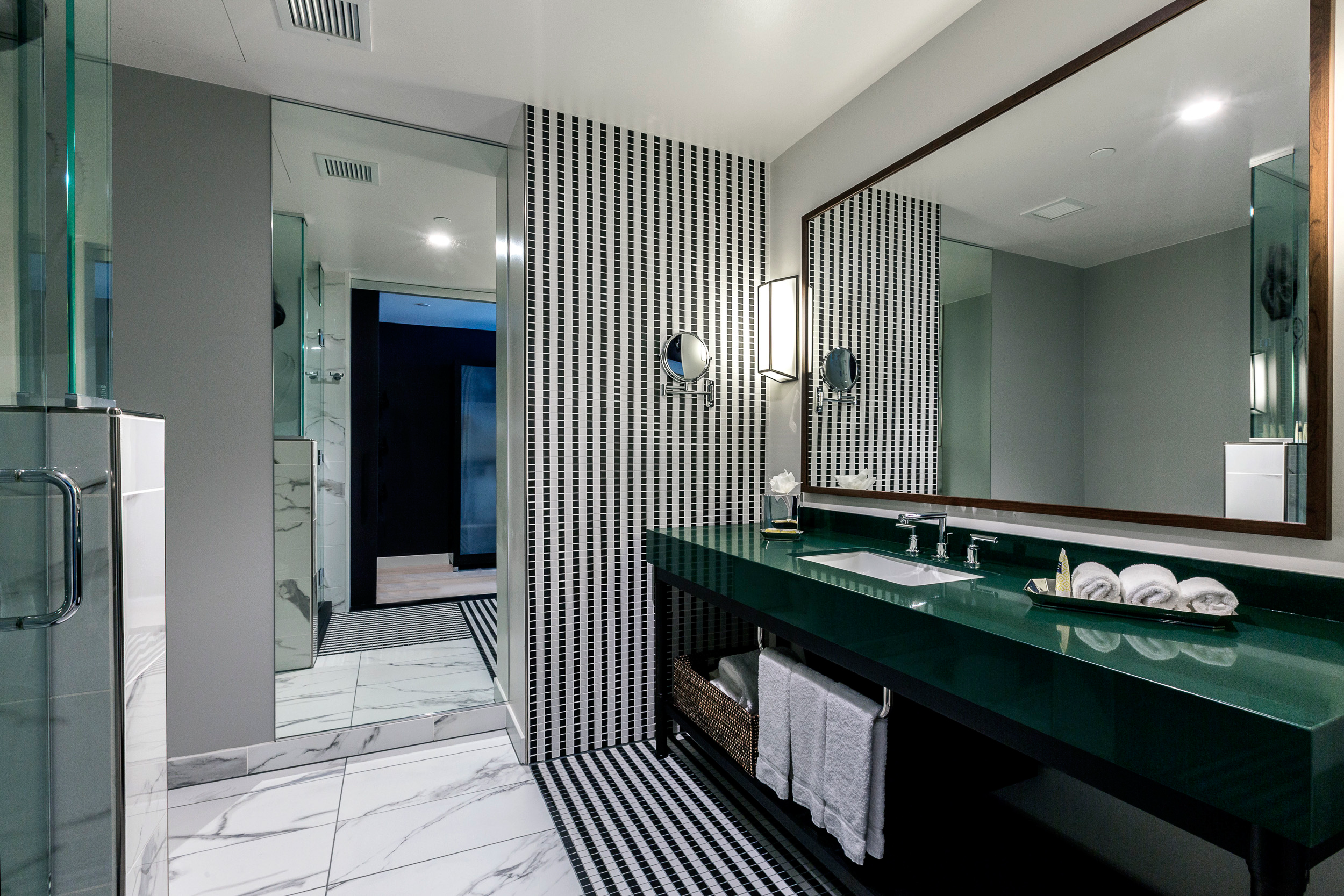 Indulgent Bathrooms With Personality 
