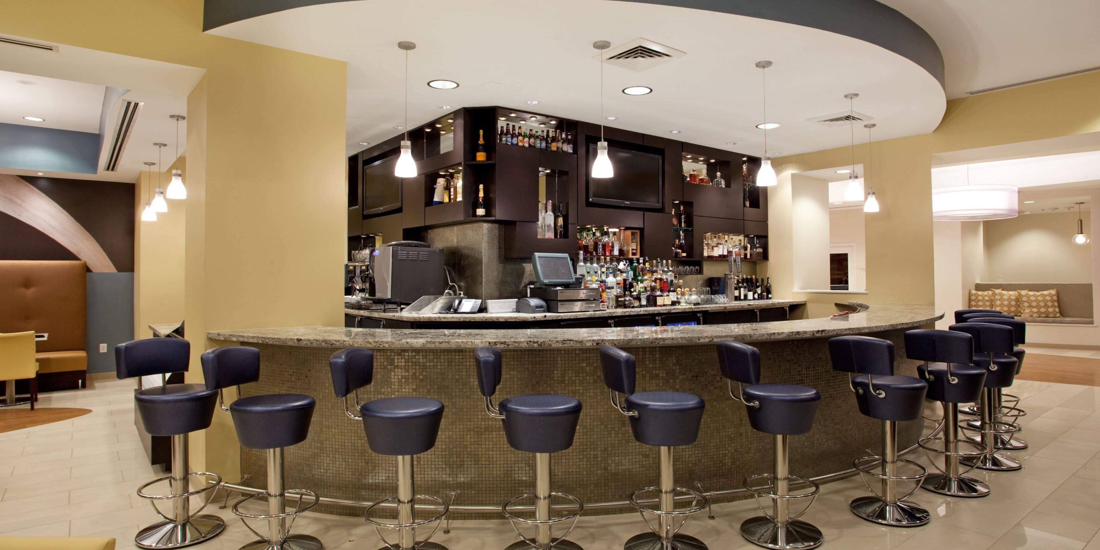 Hotel Indigo Baton Rouge Downtown RIverside Bar