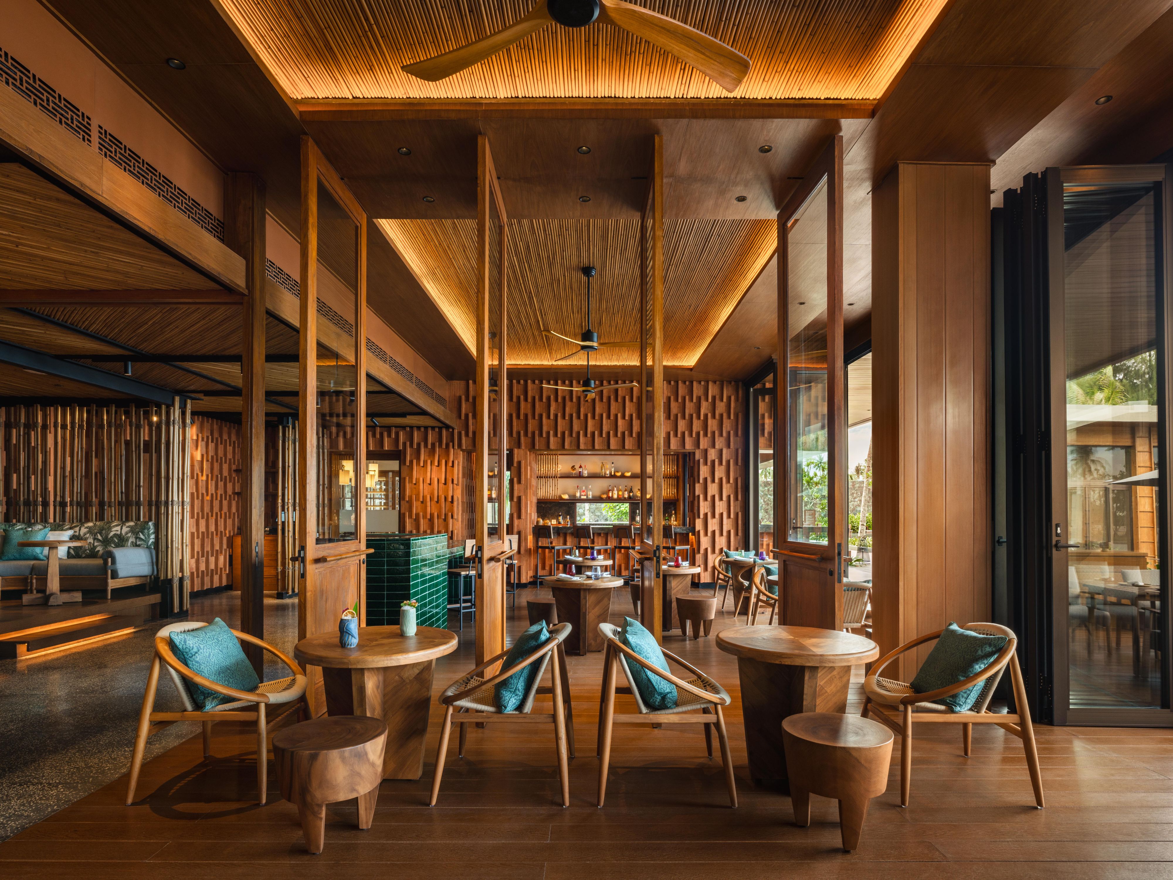 Tiki Lounge