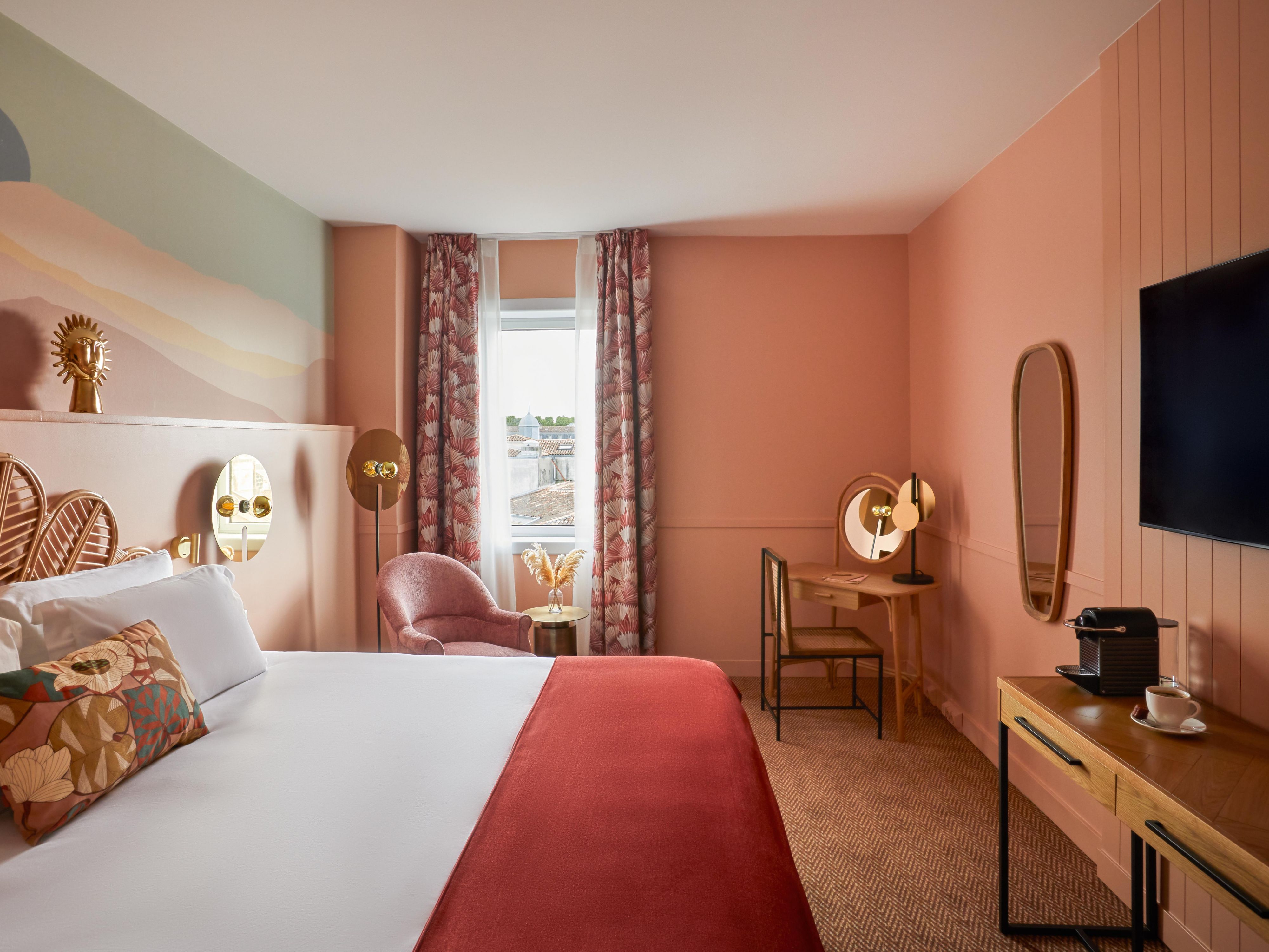 Our king standard rooms feature beautiful city views.