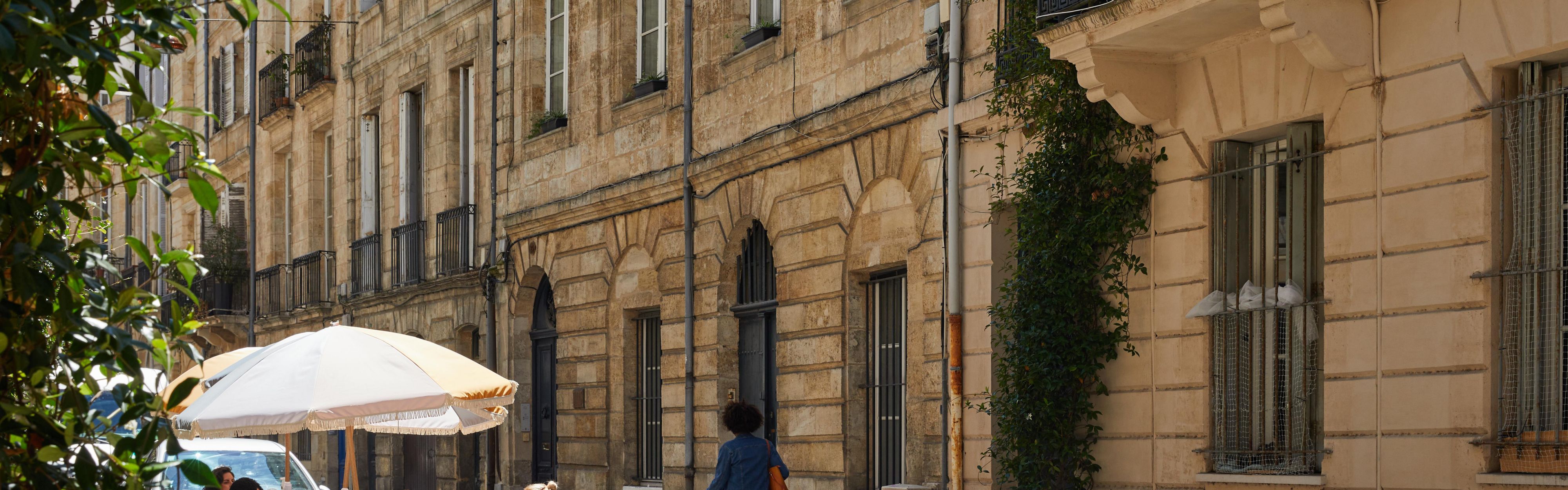 Experimente el espíritu vibrante del vecindario de Chartrons