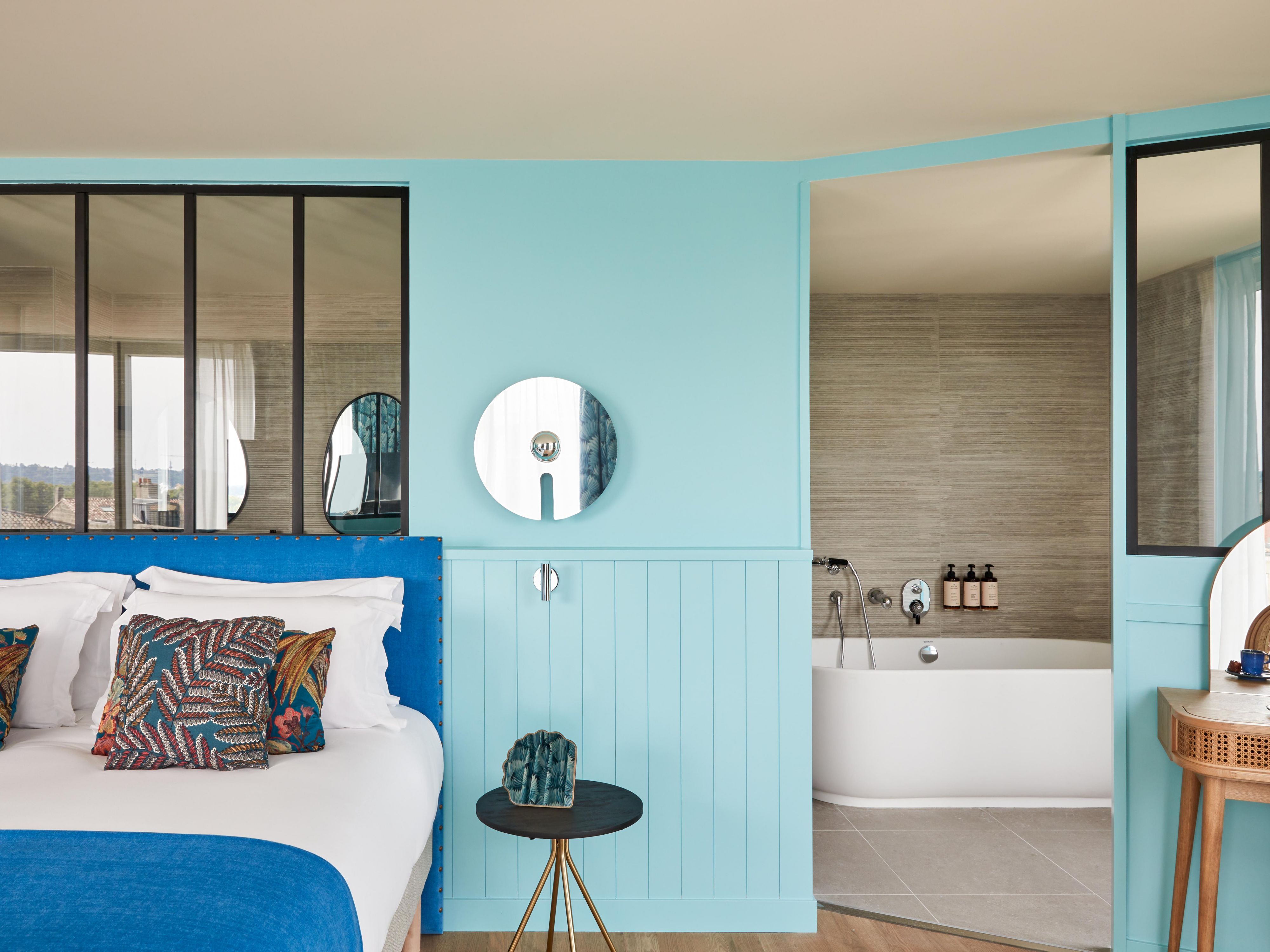 Find calm in rooms capturing Bordeaux’s maritime essence