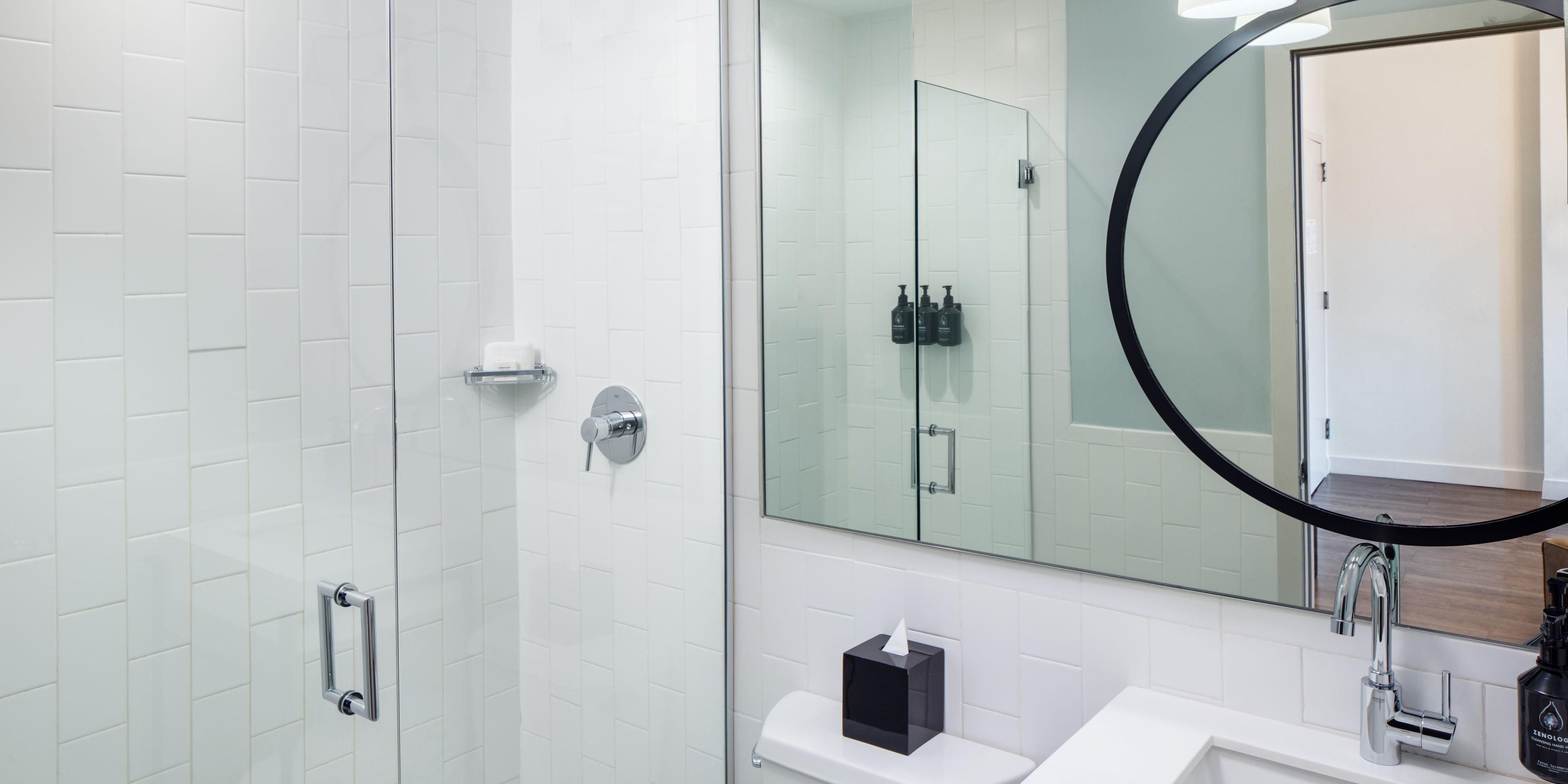 Enjoy our bright and spacious bath area in all guest rooms. 