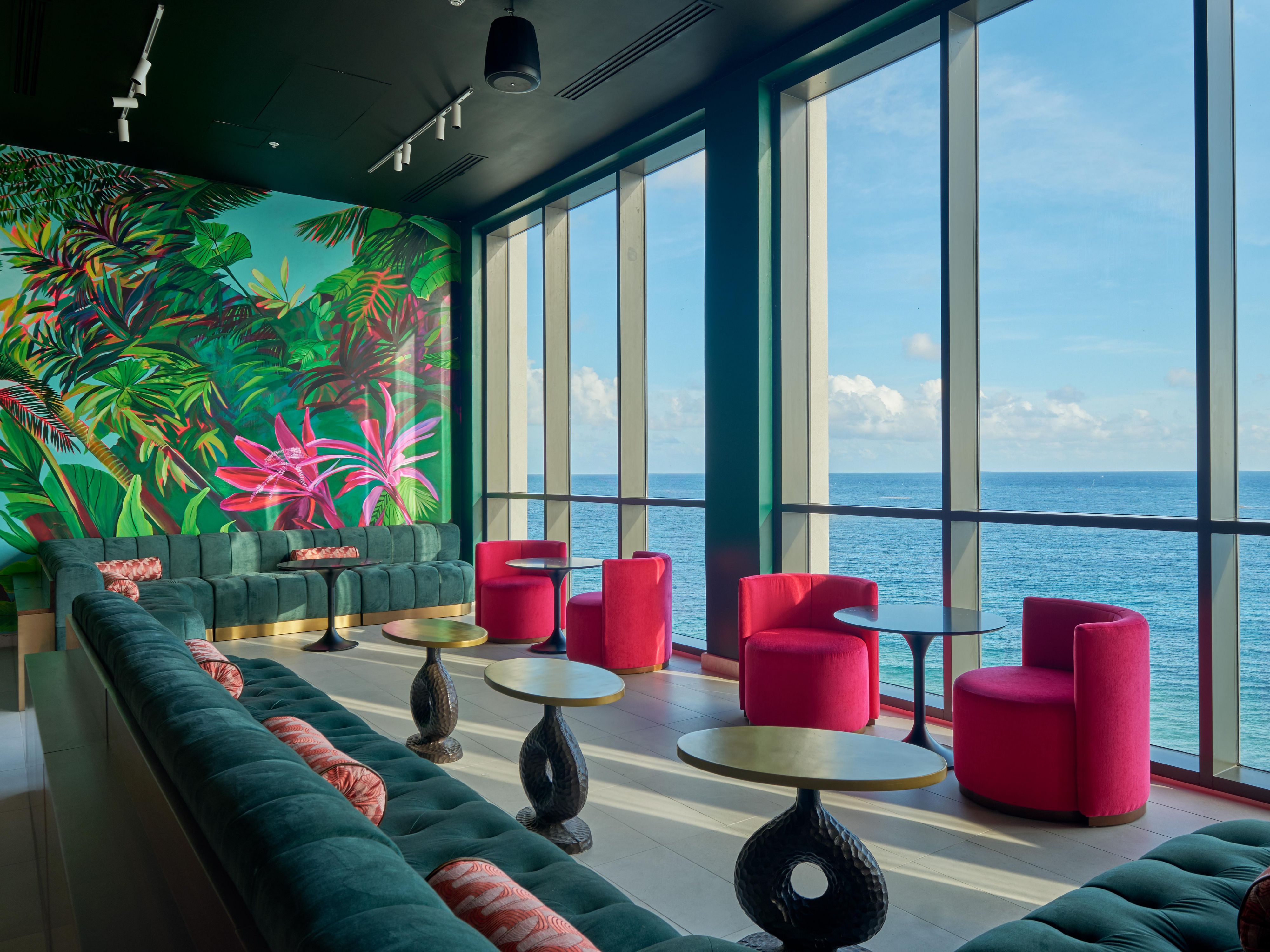 Vista rooftop lounge