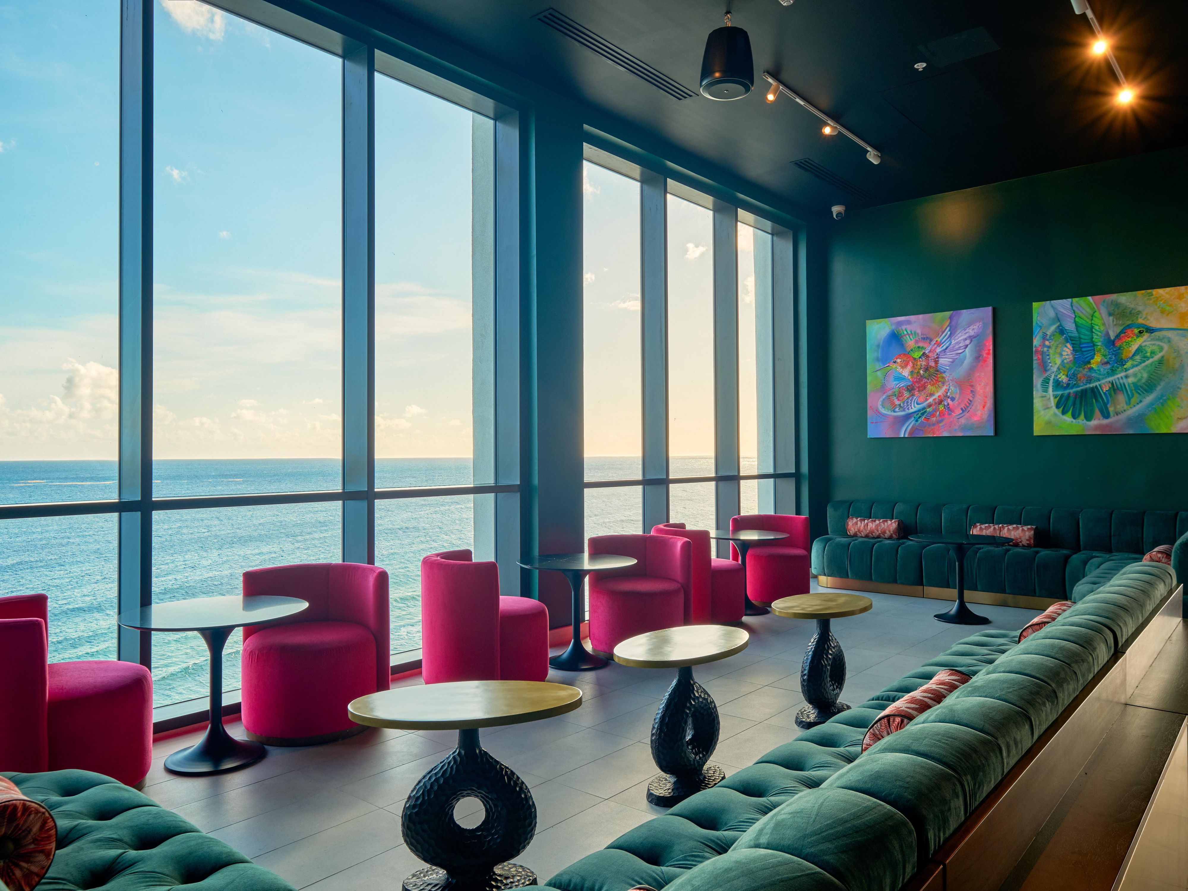Vista rooftop lounge