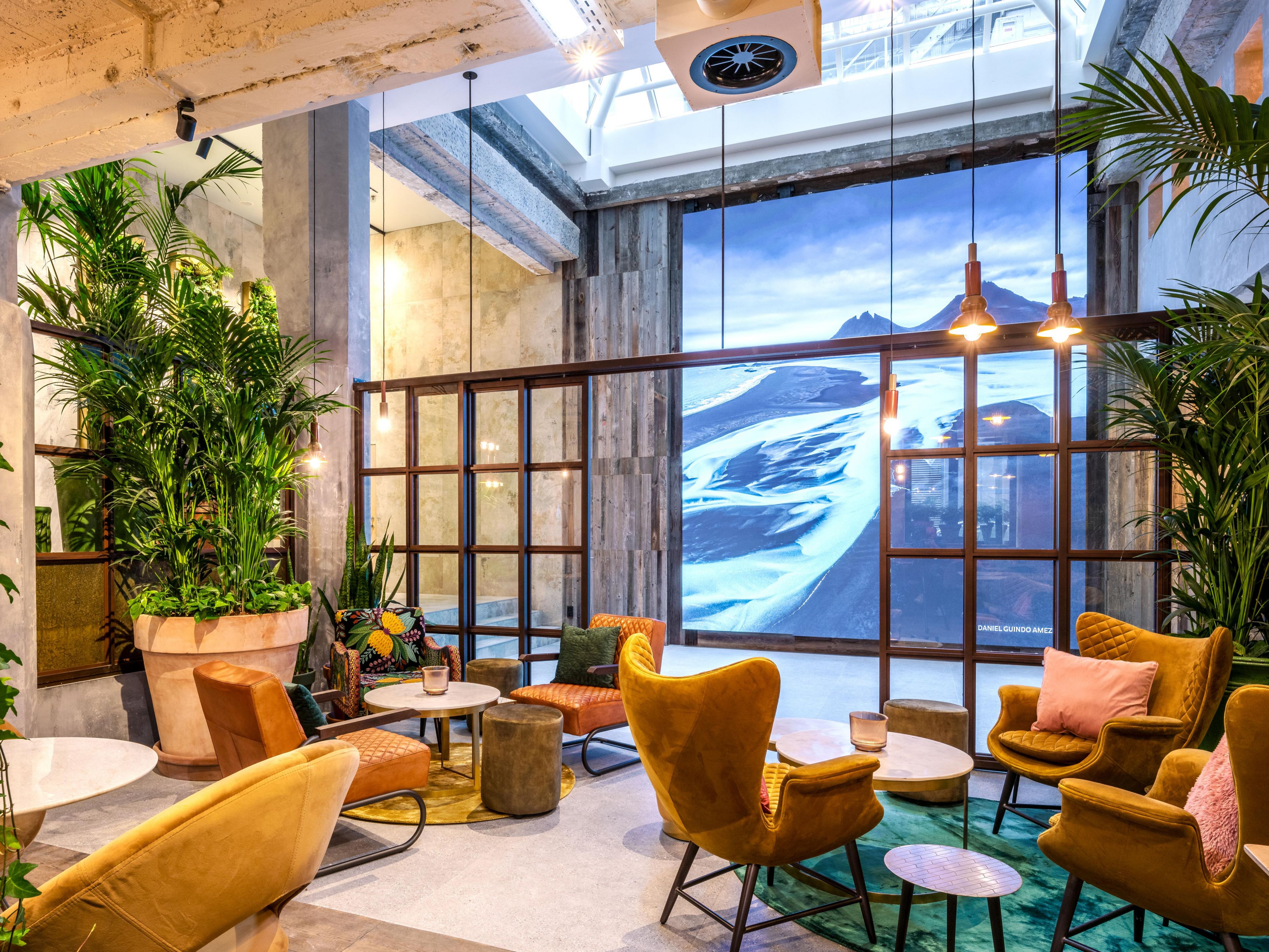 Hotel Lobby