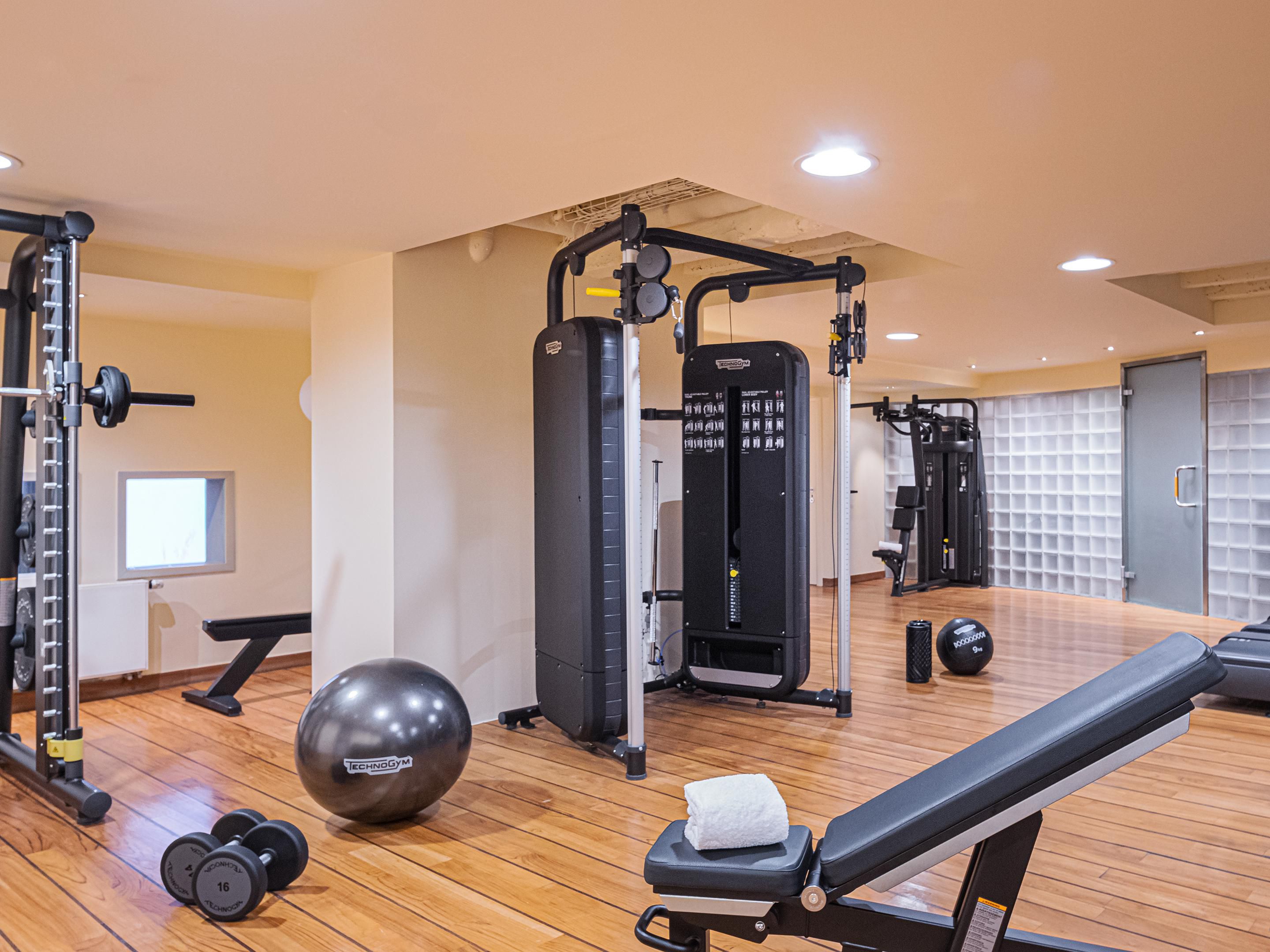 Enjoy our fully equipped 24/7 Fitness Centre