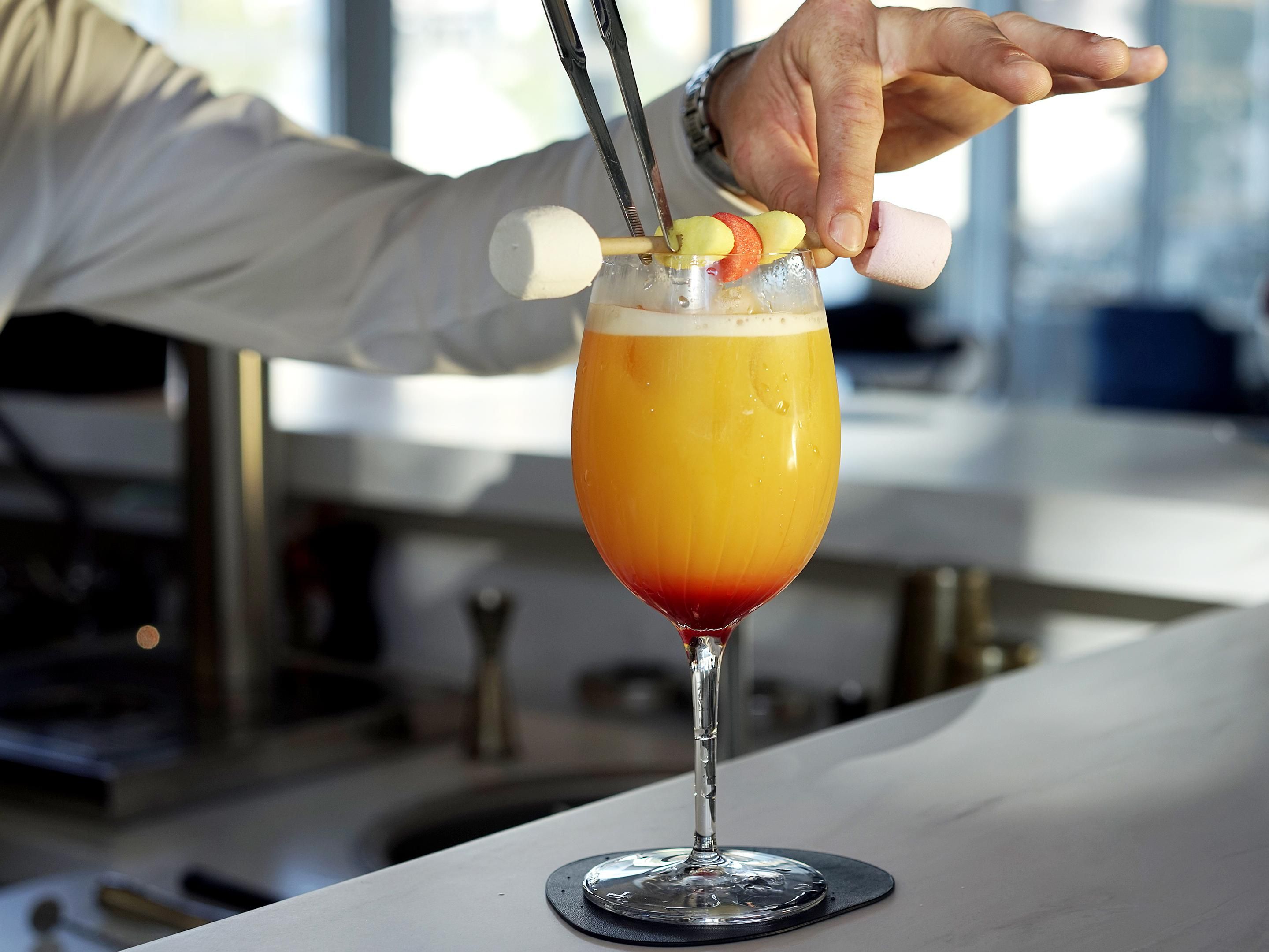 Taste our non-alcoholic cocktail Bora Bora at our cosy bar.