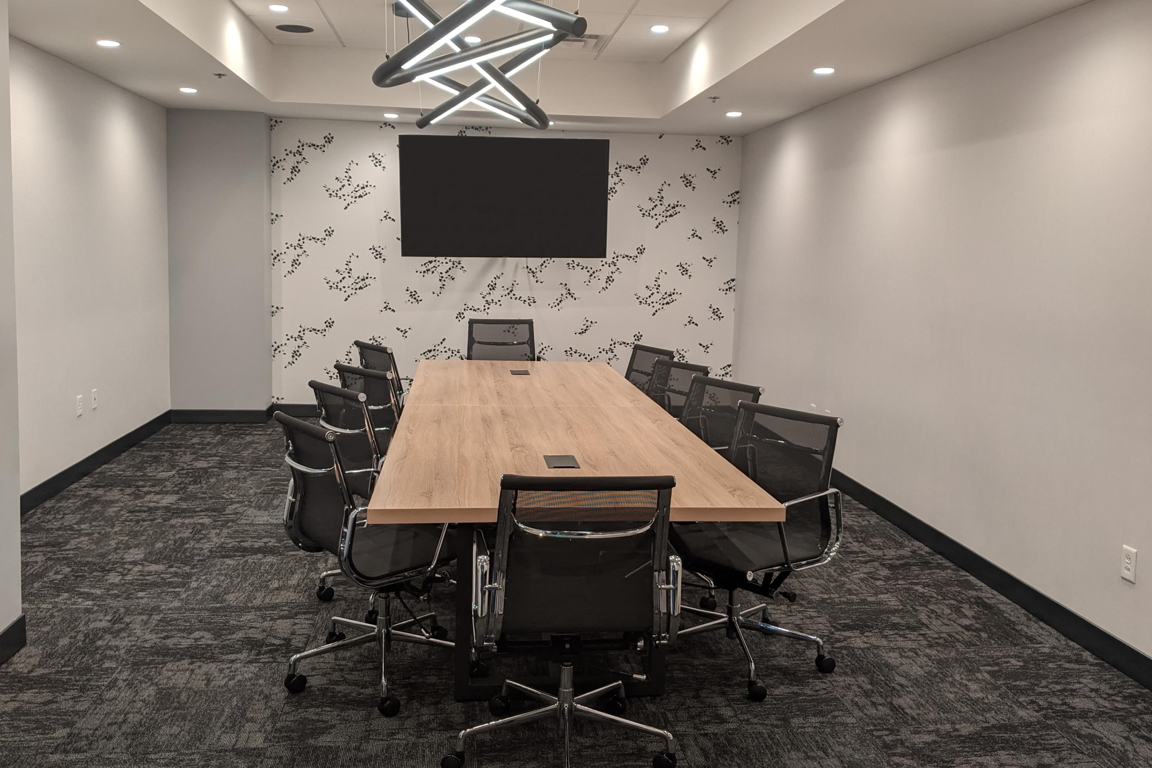 Hotel Indigo Chattanooga - Downtown is your newest destination in town for meeting and event space. Spark creativity and inspire your team in our stylish, high-tech meeting venues in the heart of the city. With over 5,000 square feet of vibrant indoor/outdoor space, your event is sure to stand out.