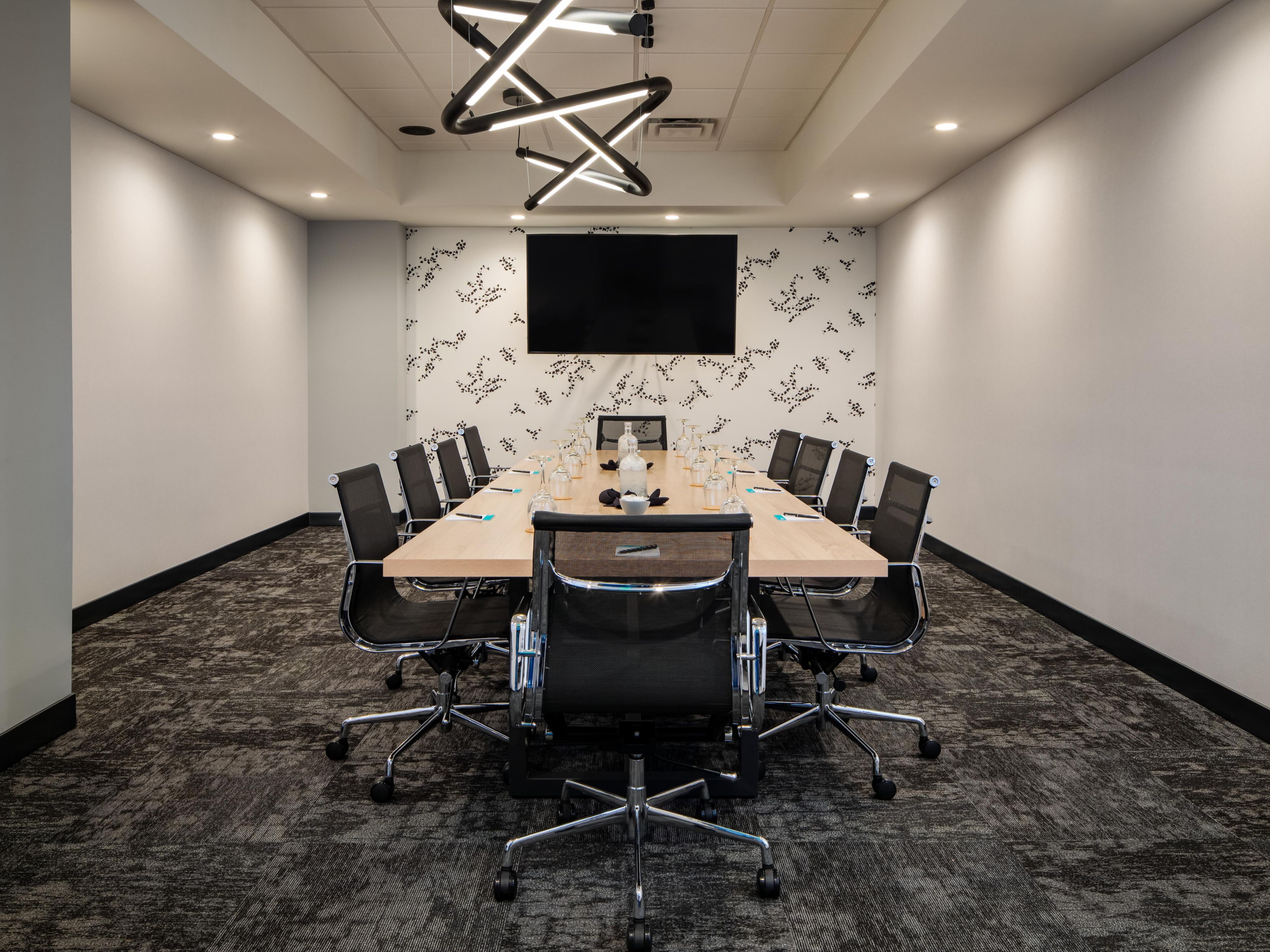 Tom Thumb Boardroom