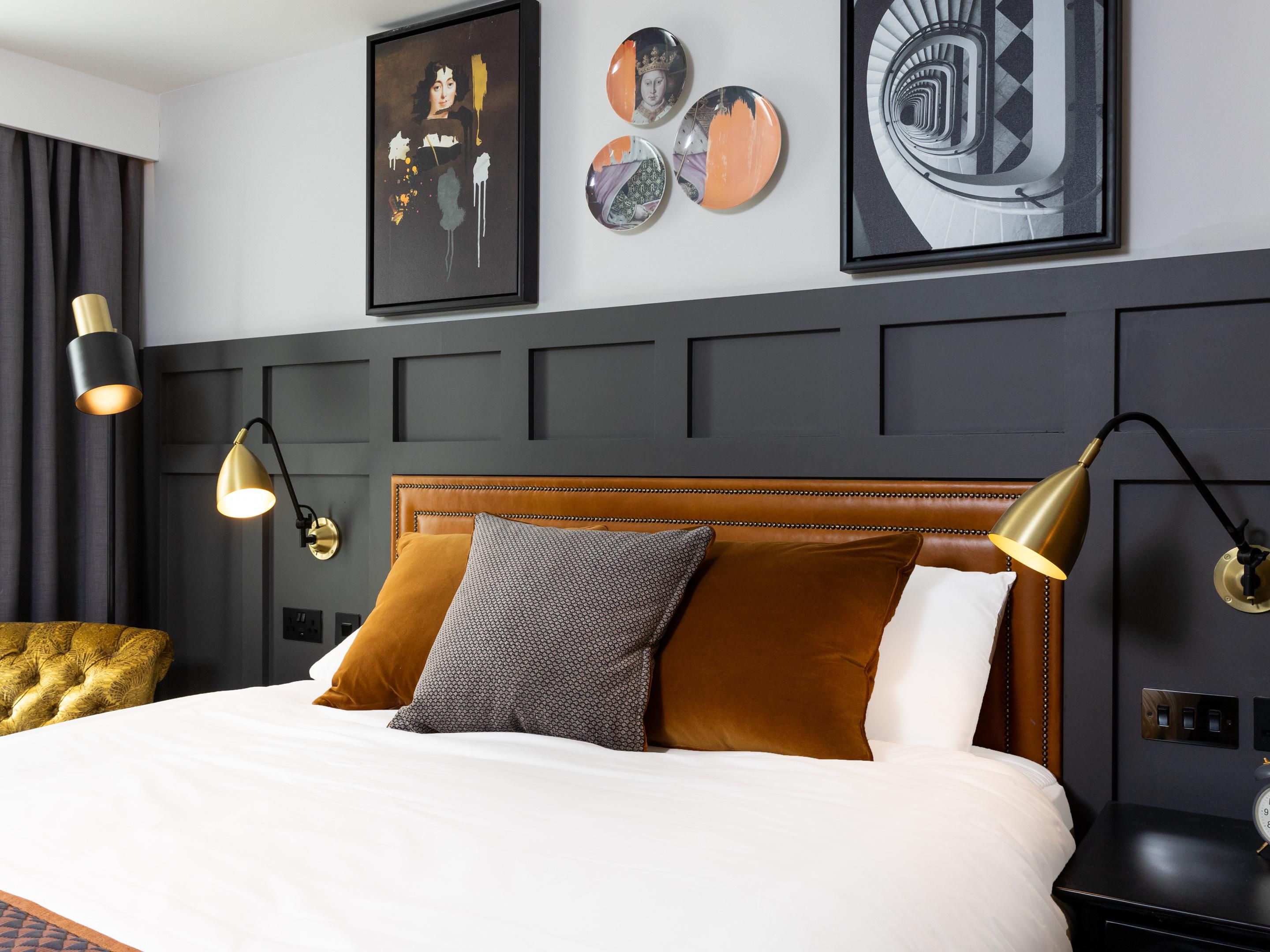 Standard King bedroom 