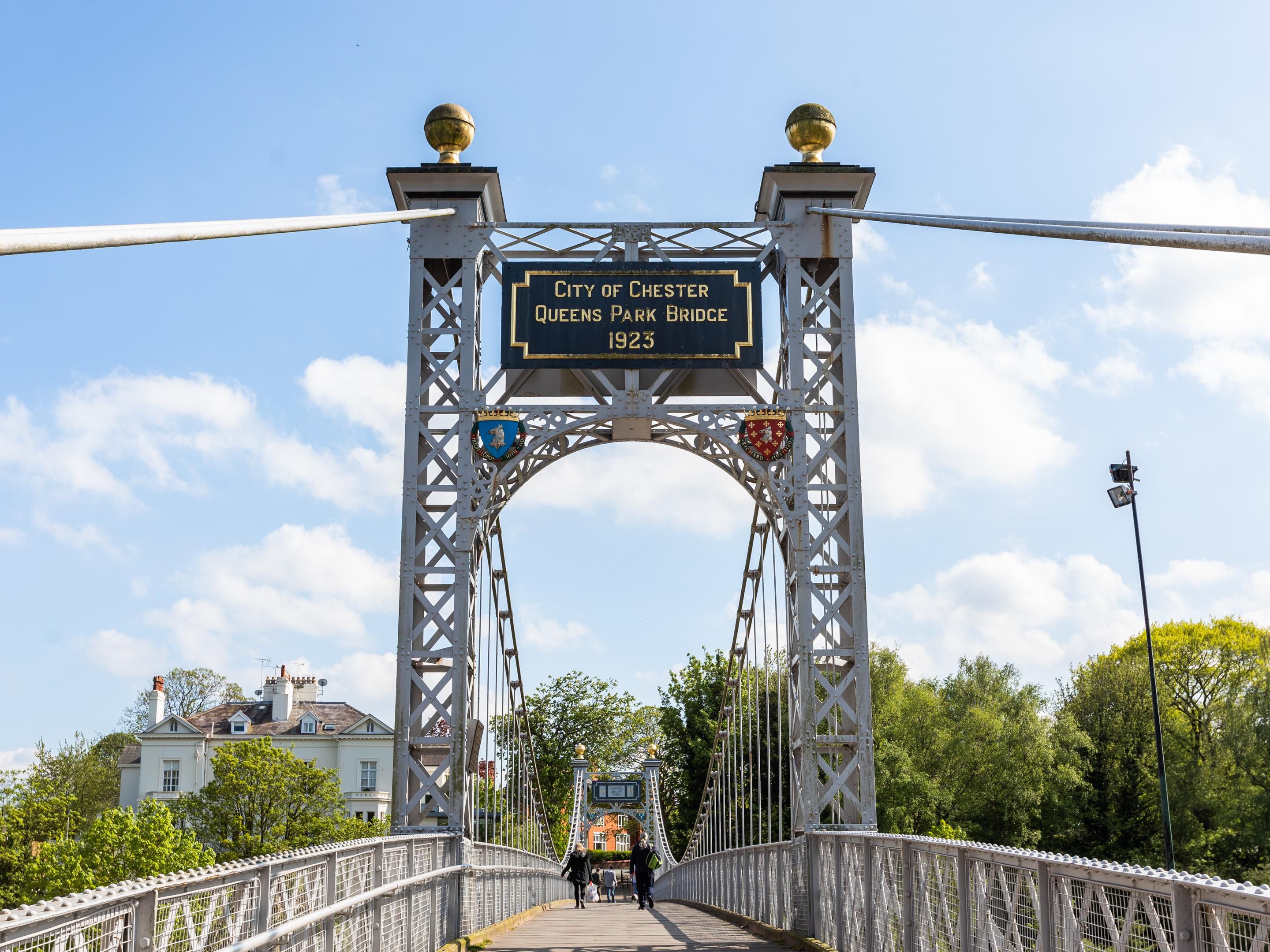 Queen's Park bridge