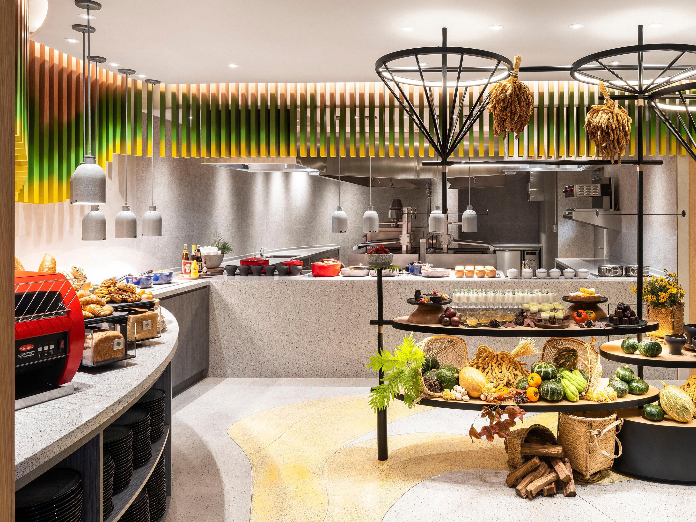 ton'u kitchen-Open kitchen