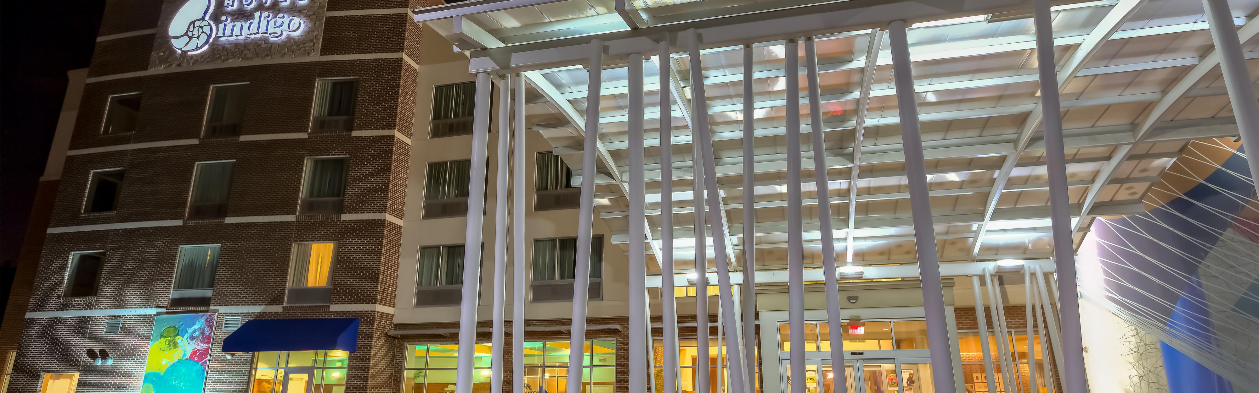 $hotelInfo.mediaDetails.welcomePhotos.primaryPhoto.caption}