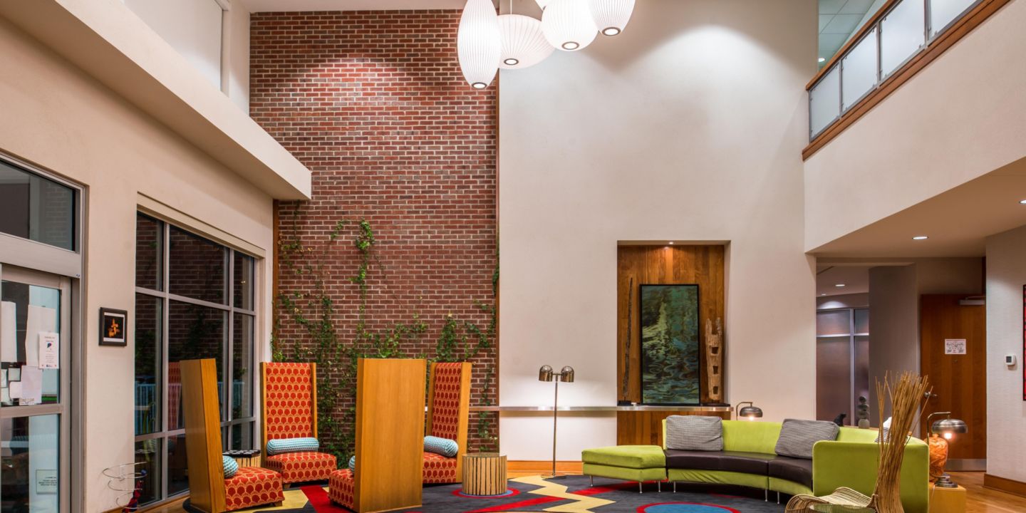 Columbus Hotels: Hotel Indigo Columbus Architectural Center Hotel in