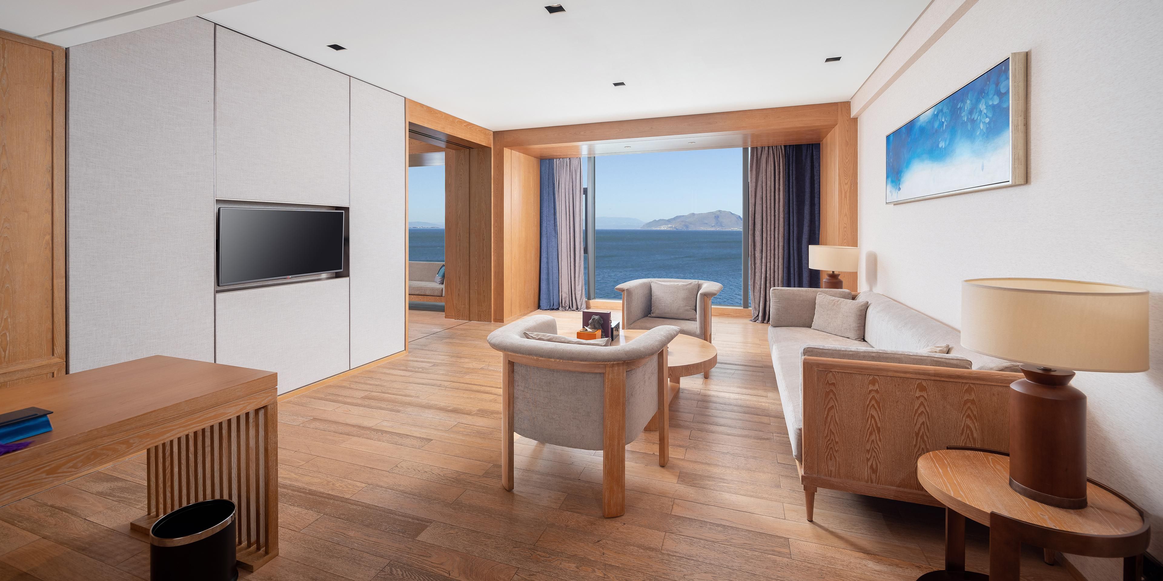 1 King 1 Bdrm Ste 180 Degree Erhai View