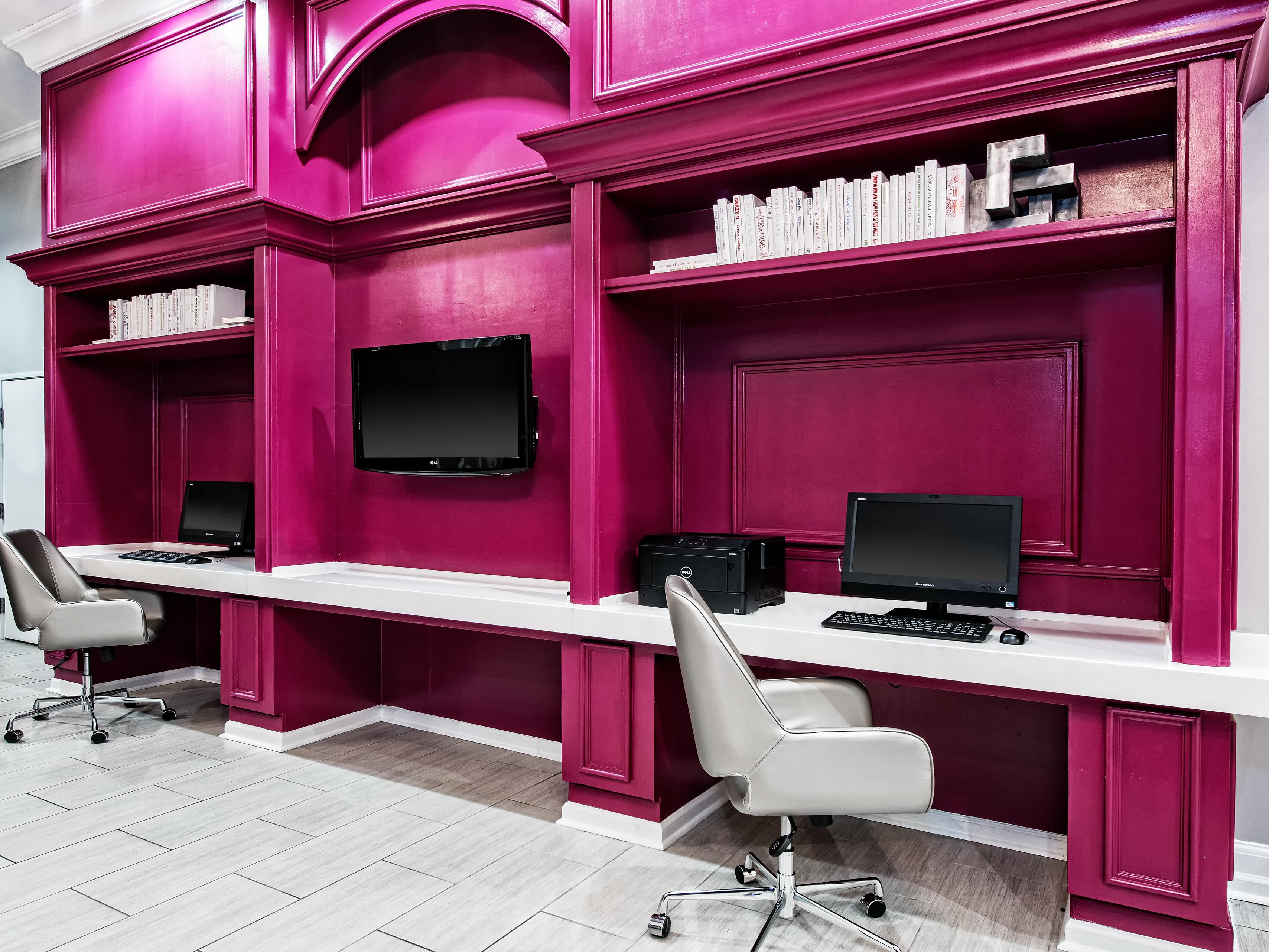 Print your boarding pass in our Business Center with free Wi-Fi.