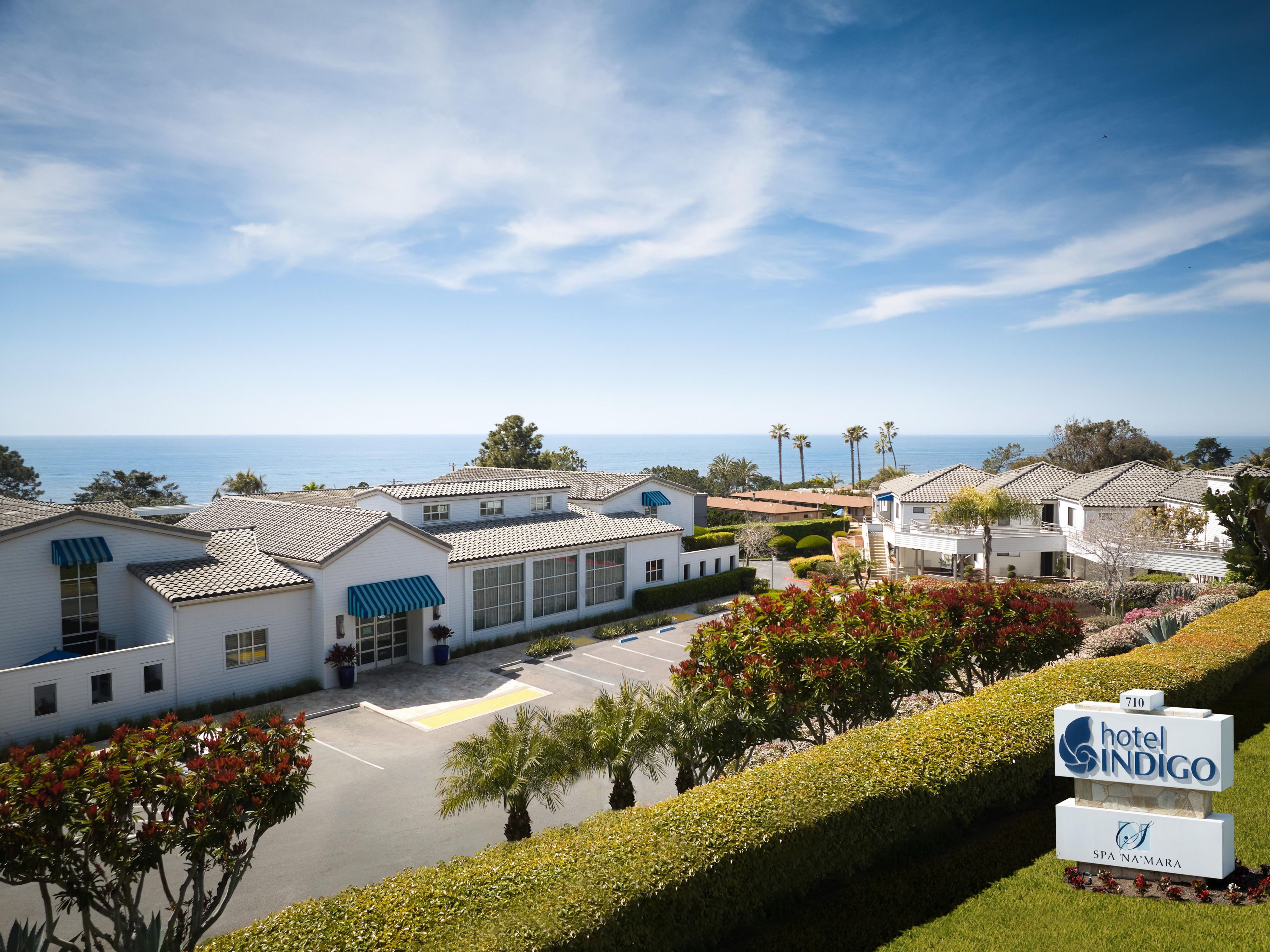 We're thrilled to welcome you to Hotel Indigo Del Mar! 