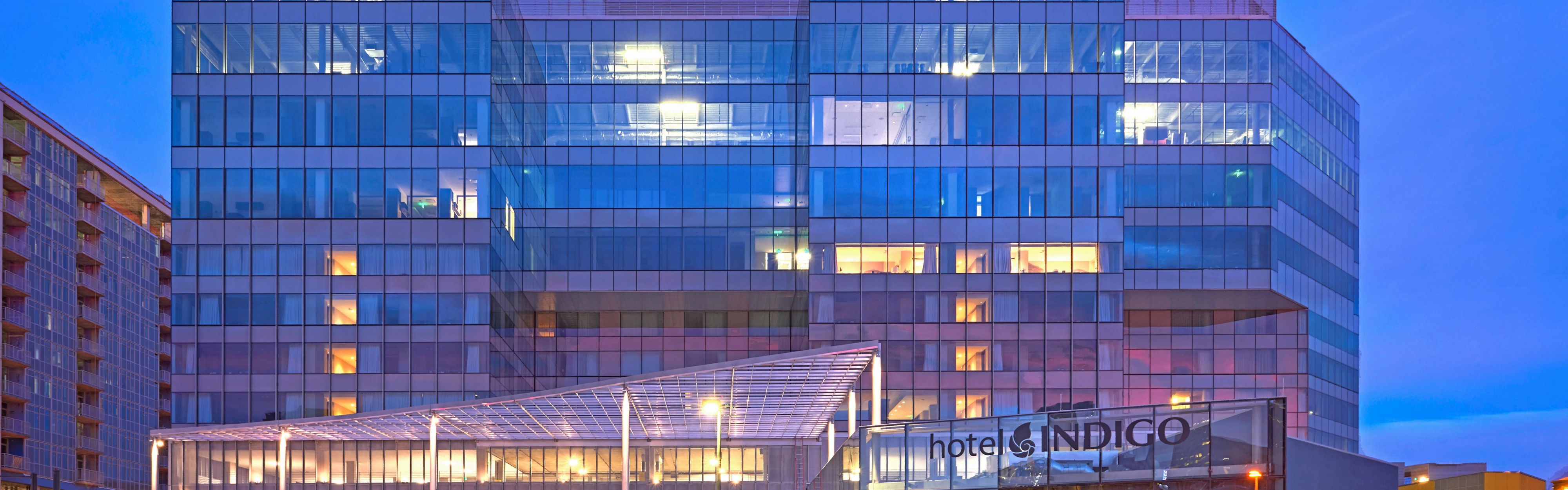 $hotelInfo.mediaDetails.welcomePhotos.primaryPhoto.caption}
