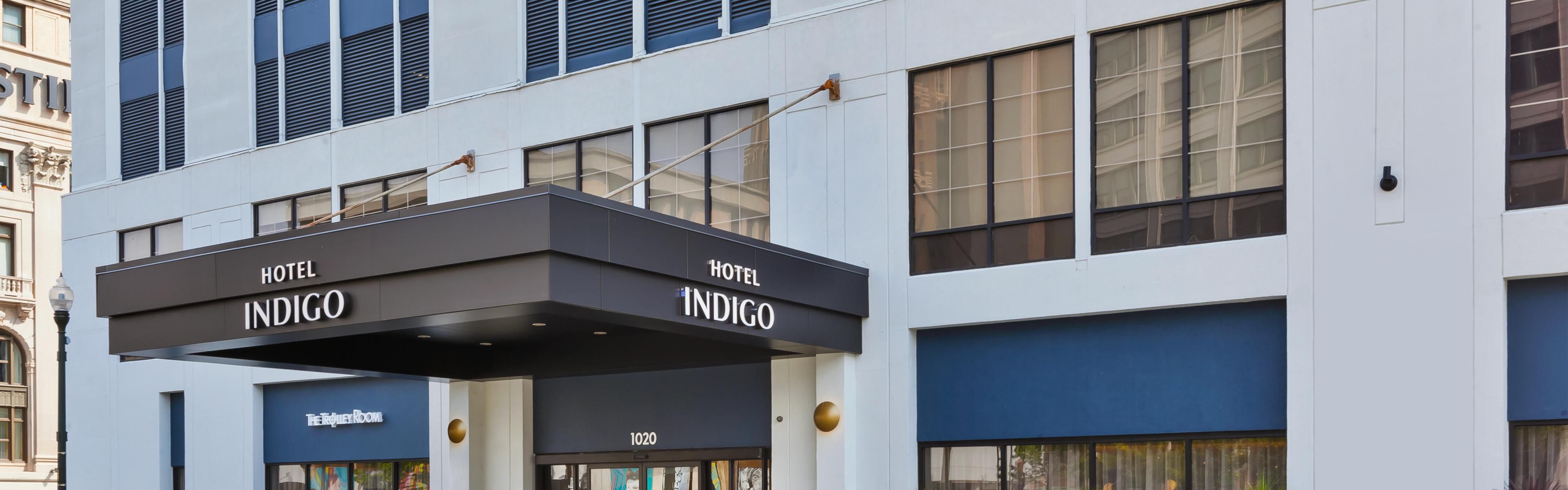 $hotelInfo.mediaDetails.welcomePhotos.primaryPhoto.caption}