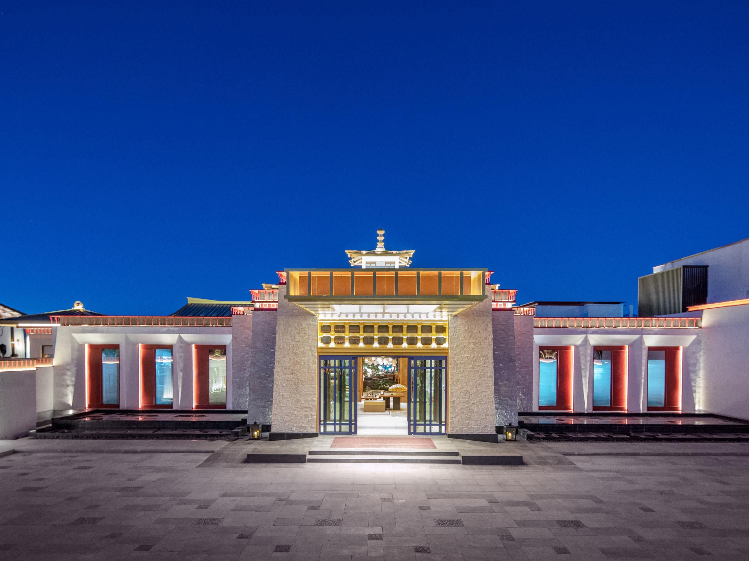 Hotel Exterior Night View