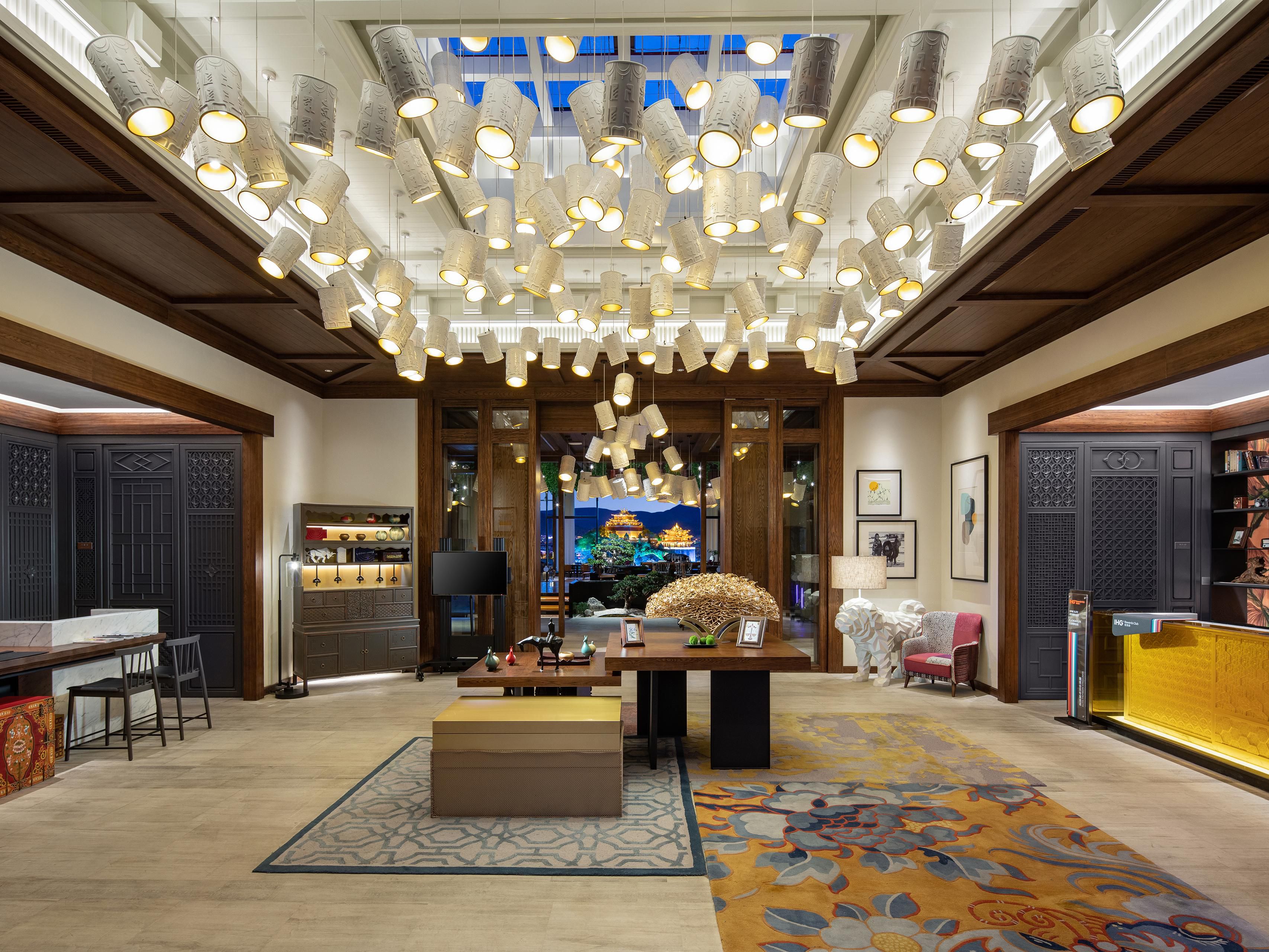 Hotel Lobby