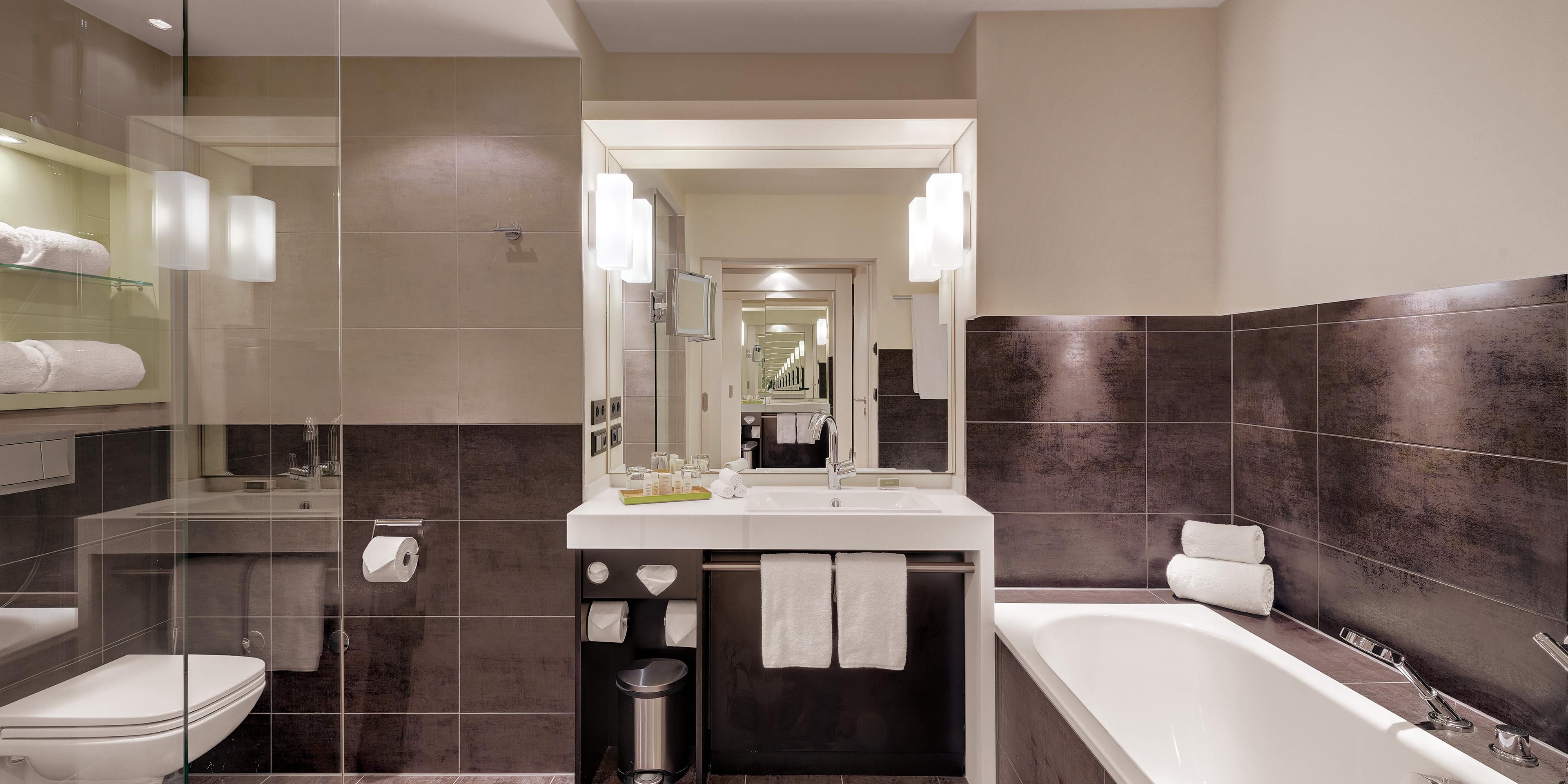 Suite Bathroom with large bath