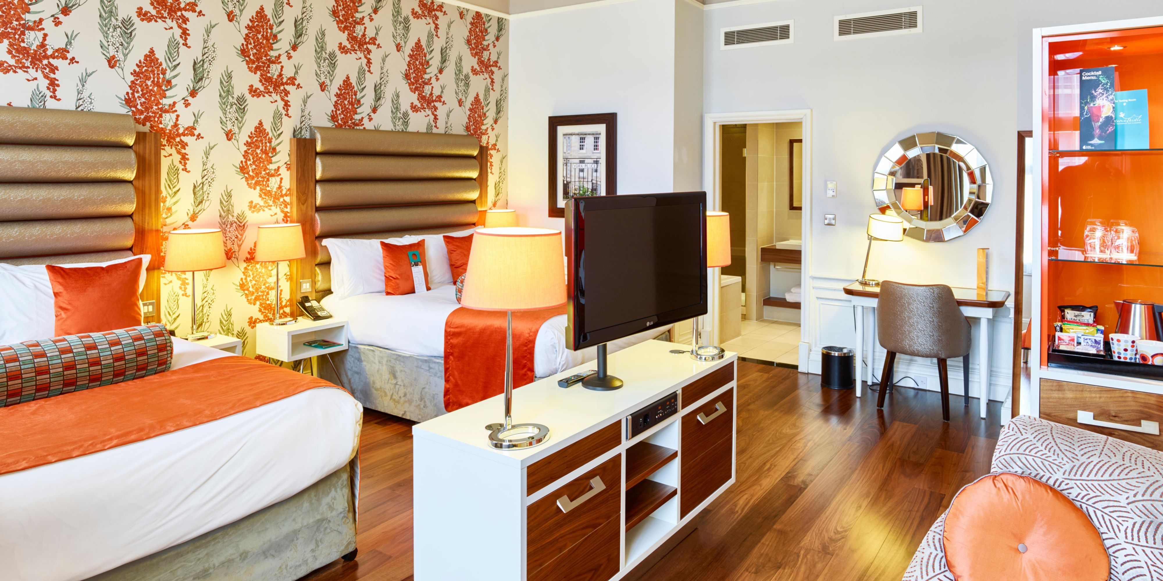 Two Bed King Standard Room | Ideal for a city break with friends 