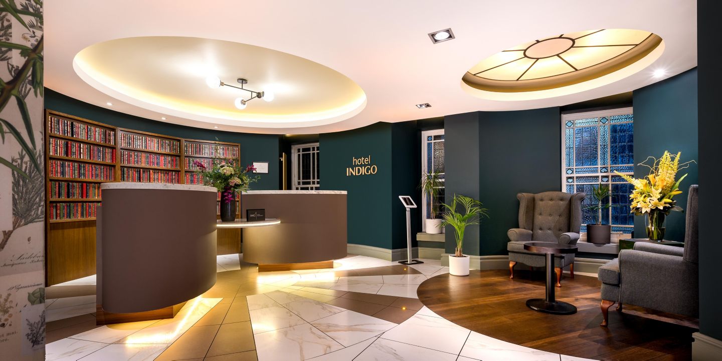 https://www.agoda.com/en-gb/hotel-indigo-edinburgh-princes-street/hotel/edinburgh-gb.html?finalPriceView=2&isShowMobileAppPrice=false&cid=1912075&numberOfBedrooms=&familyMode=false&adults=1&children=0&rooms=1&maxRooms=0&checkIn=2024-05-18&isCalendarCallout=false&childAges=&numberOfGuest=0&missingChildAges=false&travellerType=-1&showReviewSubmissionEntry=false&currencyCode=GBP&isFreeOccSearch=false&isCityHaveAsq=false&tspTypes=16&los=1&searchrequestid=9eea0078-003e-4cde-ac77-7d0cf96dc21f&ds=hYI7Os9GdIO%2BiC9I