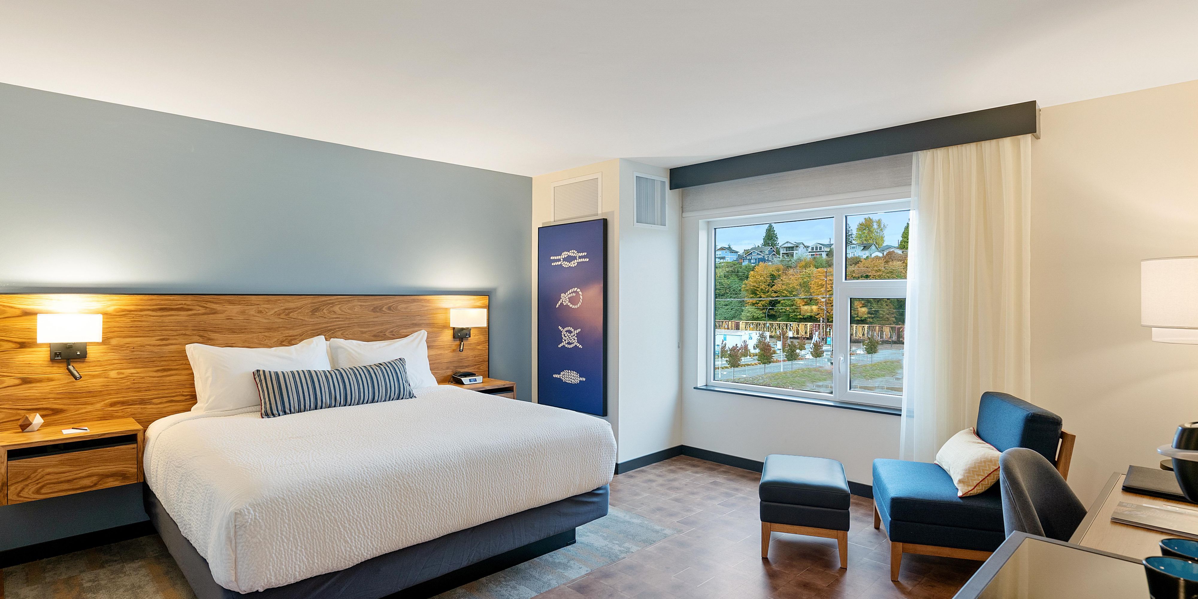 Accessible king bed guestroom
