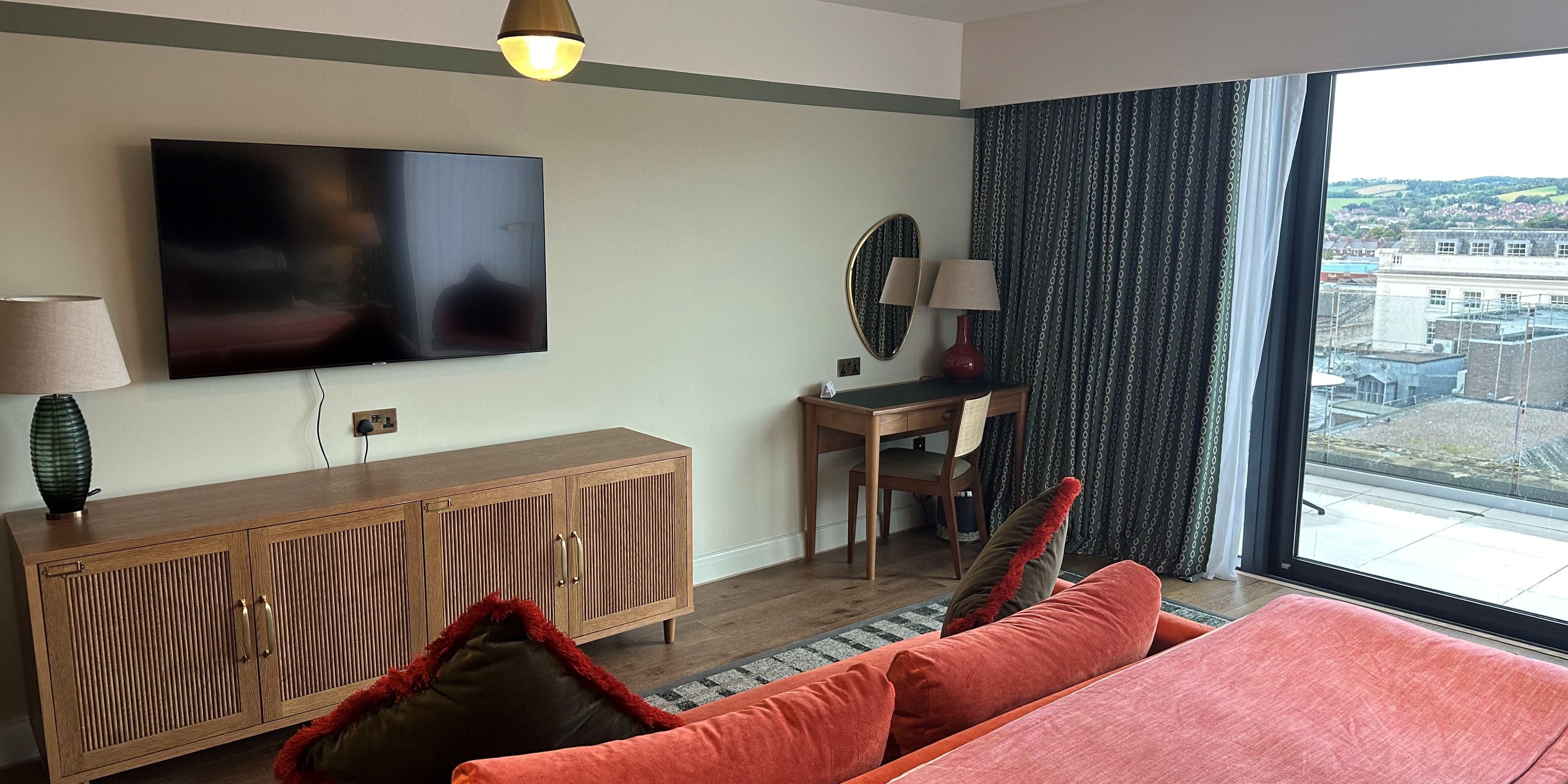Super King Suite with Balcony and Roll Top Bath