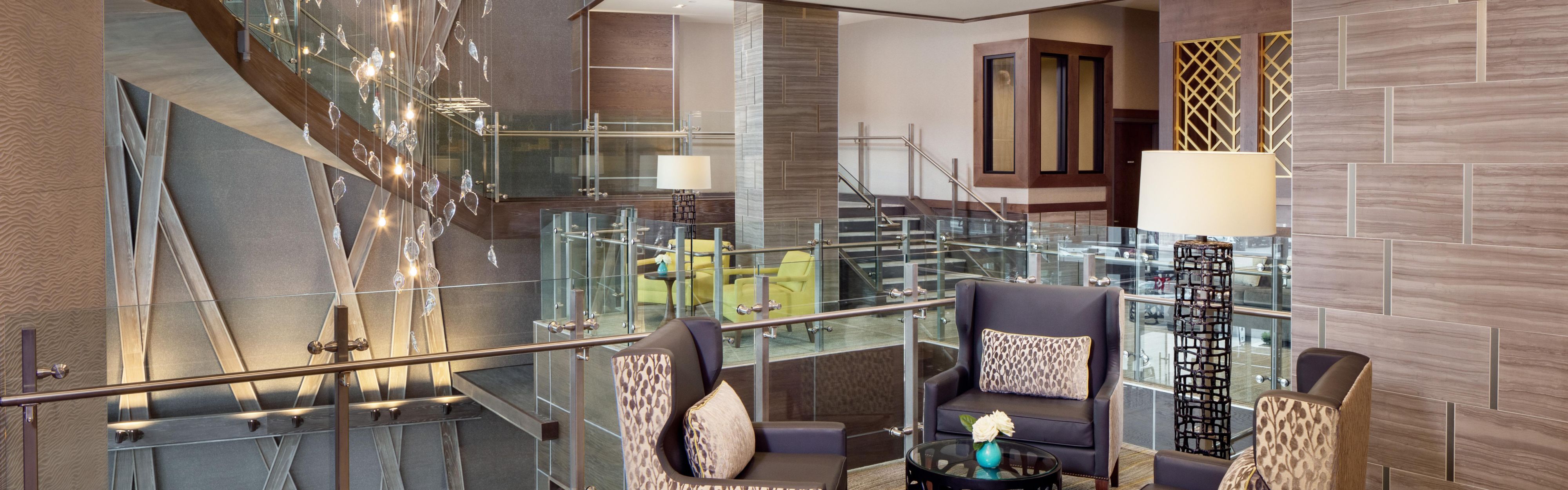 $hotelInfo.mediaDetails.welcomePhotos.primaryPhoto.caption}
