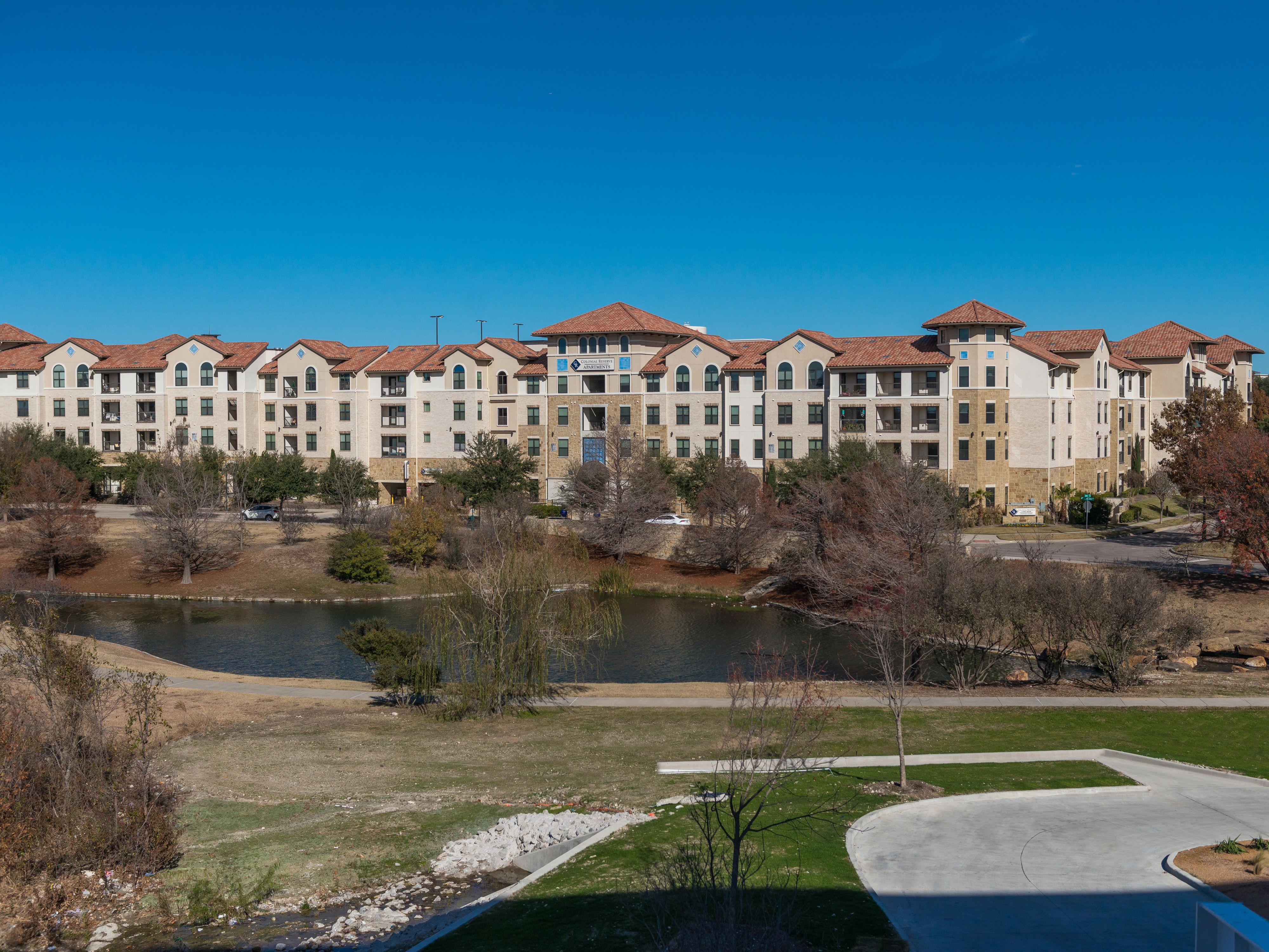 Nestled in the dynamic Avenue of the Stars neighborhood, our hotel offers a vibrant setting within walking distance of Zeei Park, surrounded by upscale boutiques, entertainment, and dining hotspots. Whether you're exploring the local attractions or indulging in culinary delights, our prime location ensures an unforgettable stay in Frisco.
