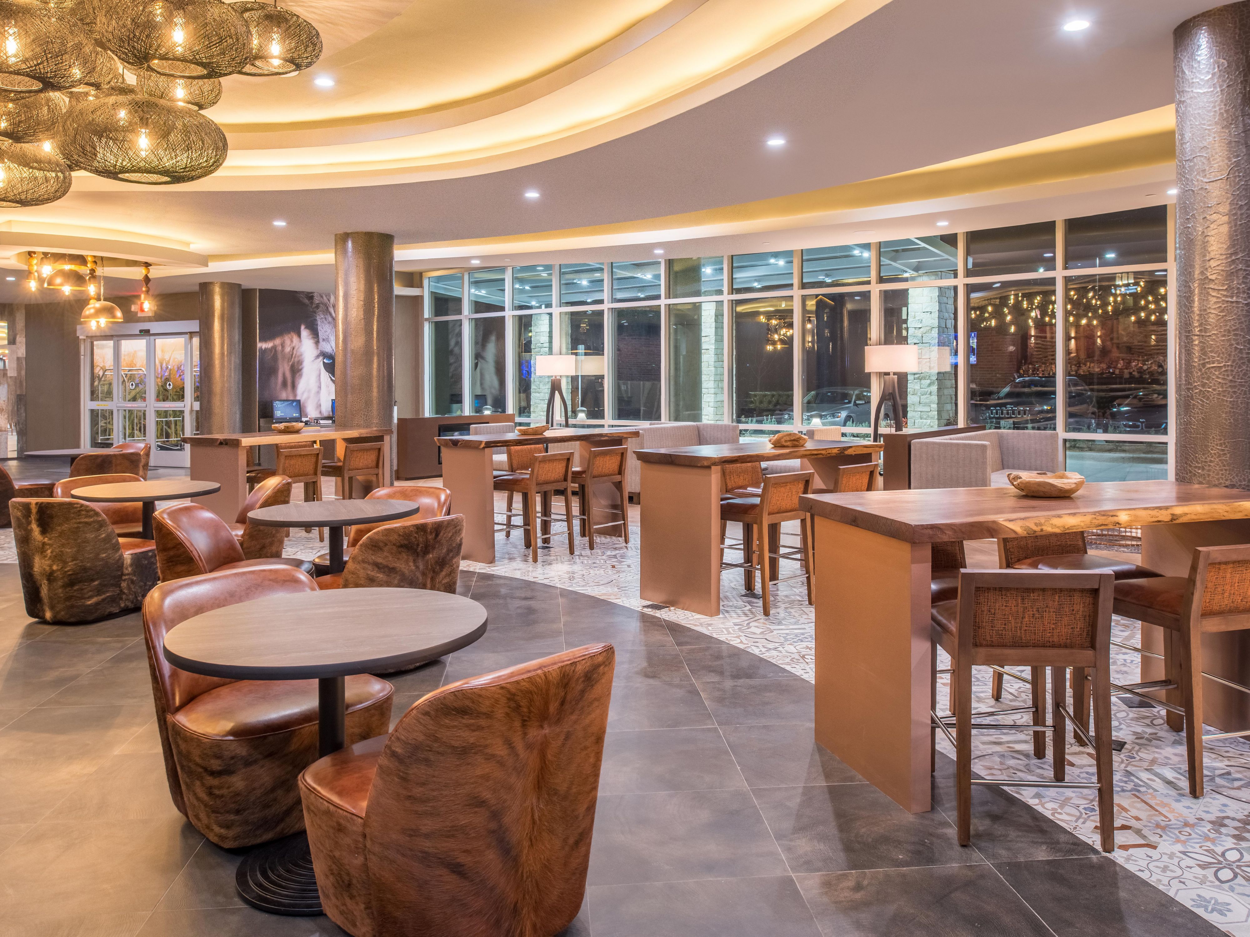 Enjoy delicious and delectable dining at Parlour Restaurant.