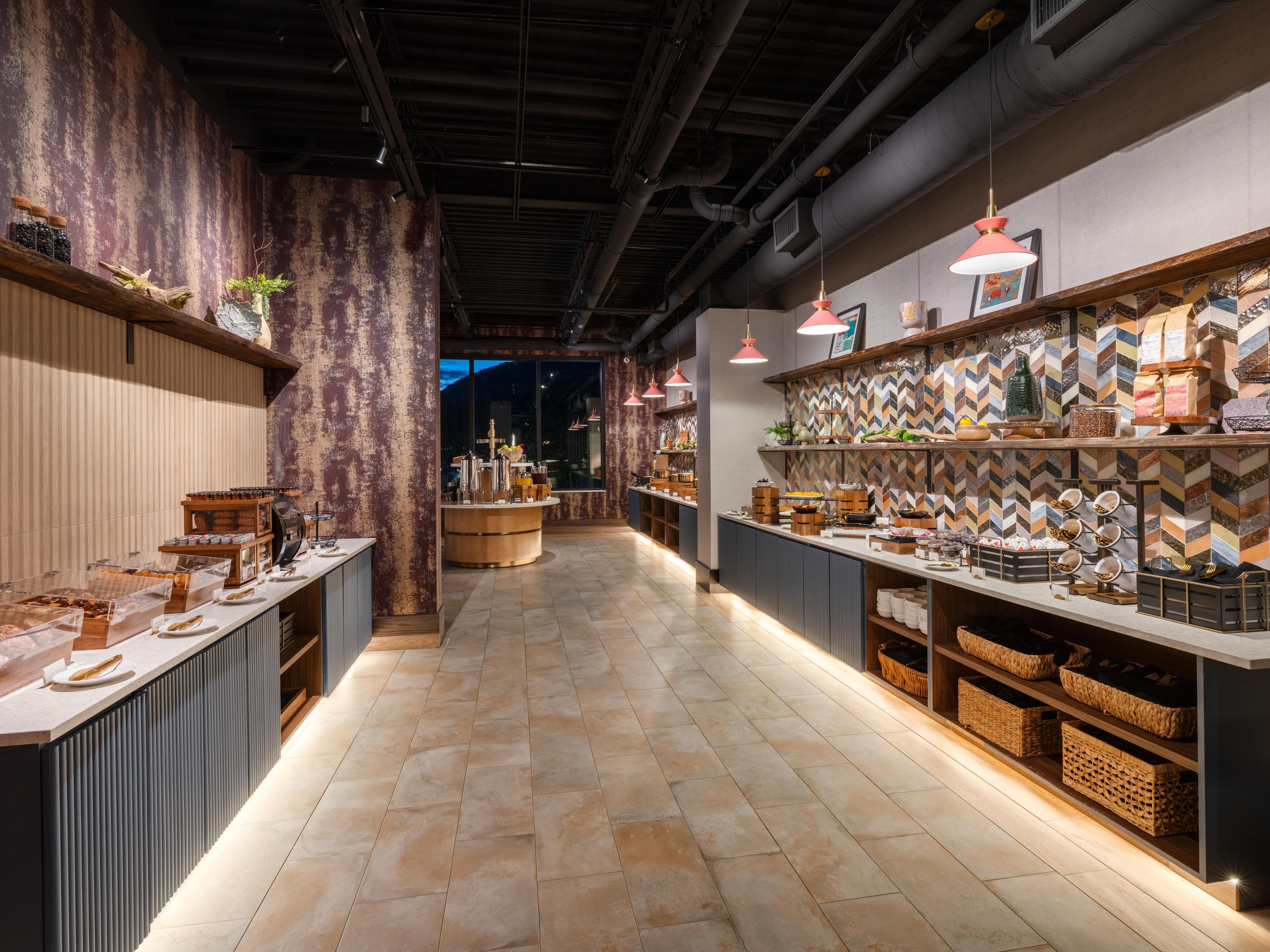 Fresh breakfast buffet to fuel Smoky Mountain days.