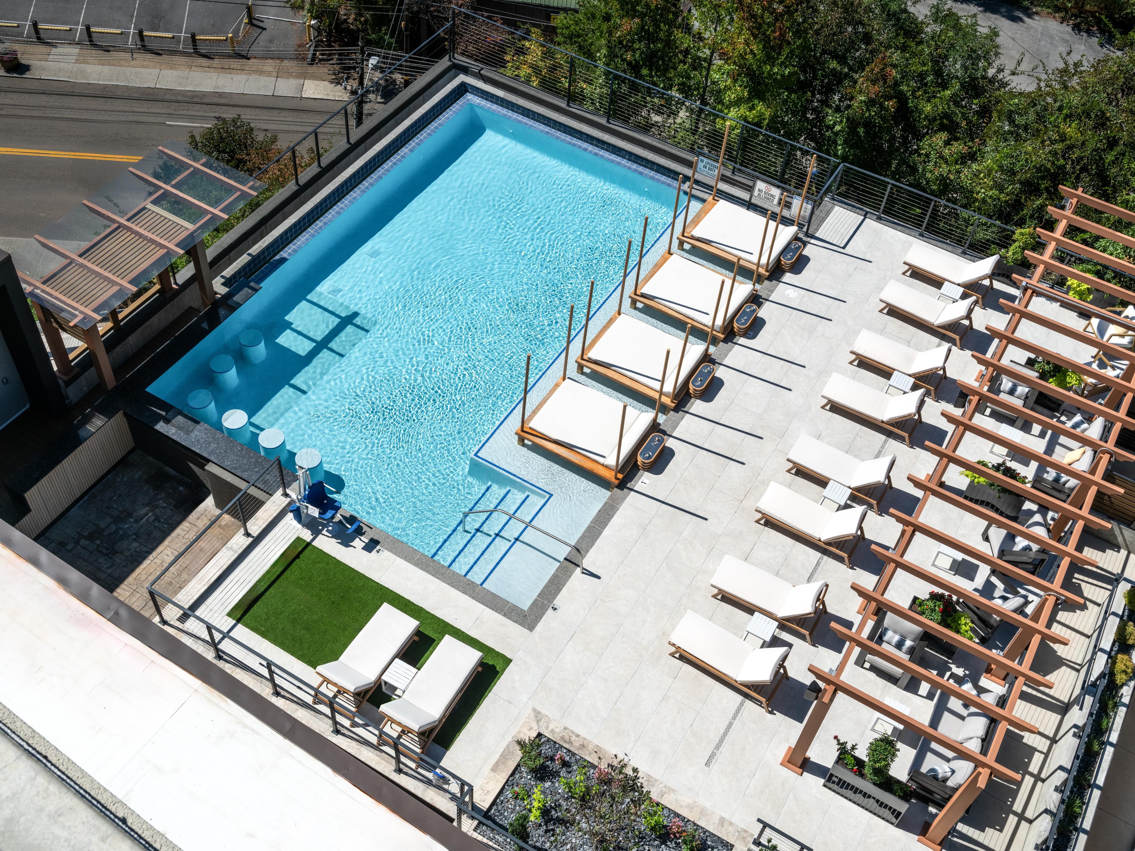 Bird’s-eye view of the rooftop pool
