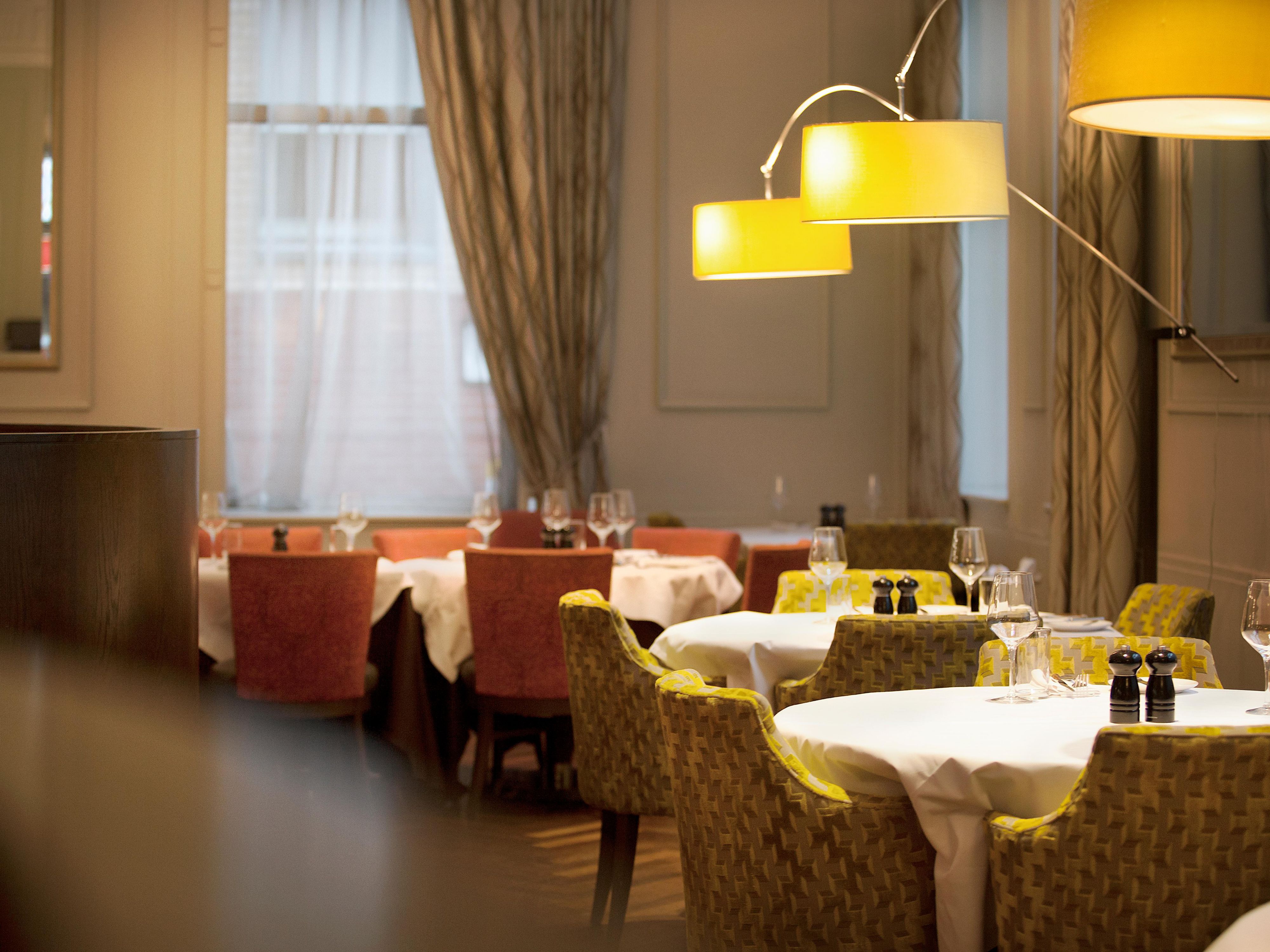 Breakfast, lunch and dinner are served in our hotel restaurant