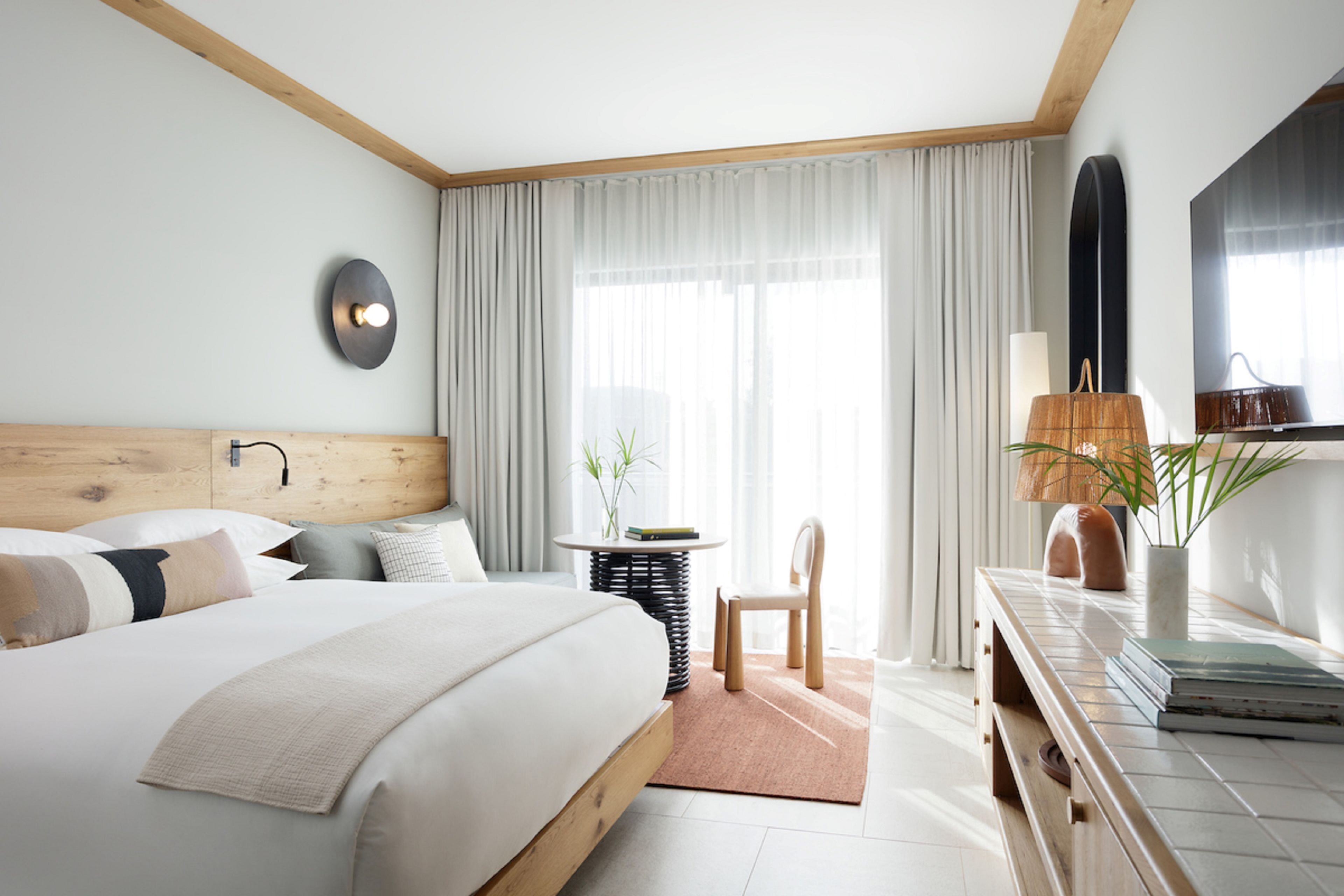 Hotel Indigo Grand Cayman