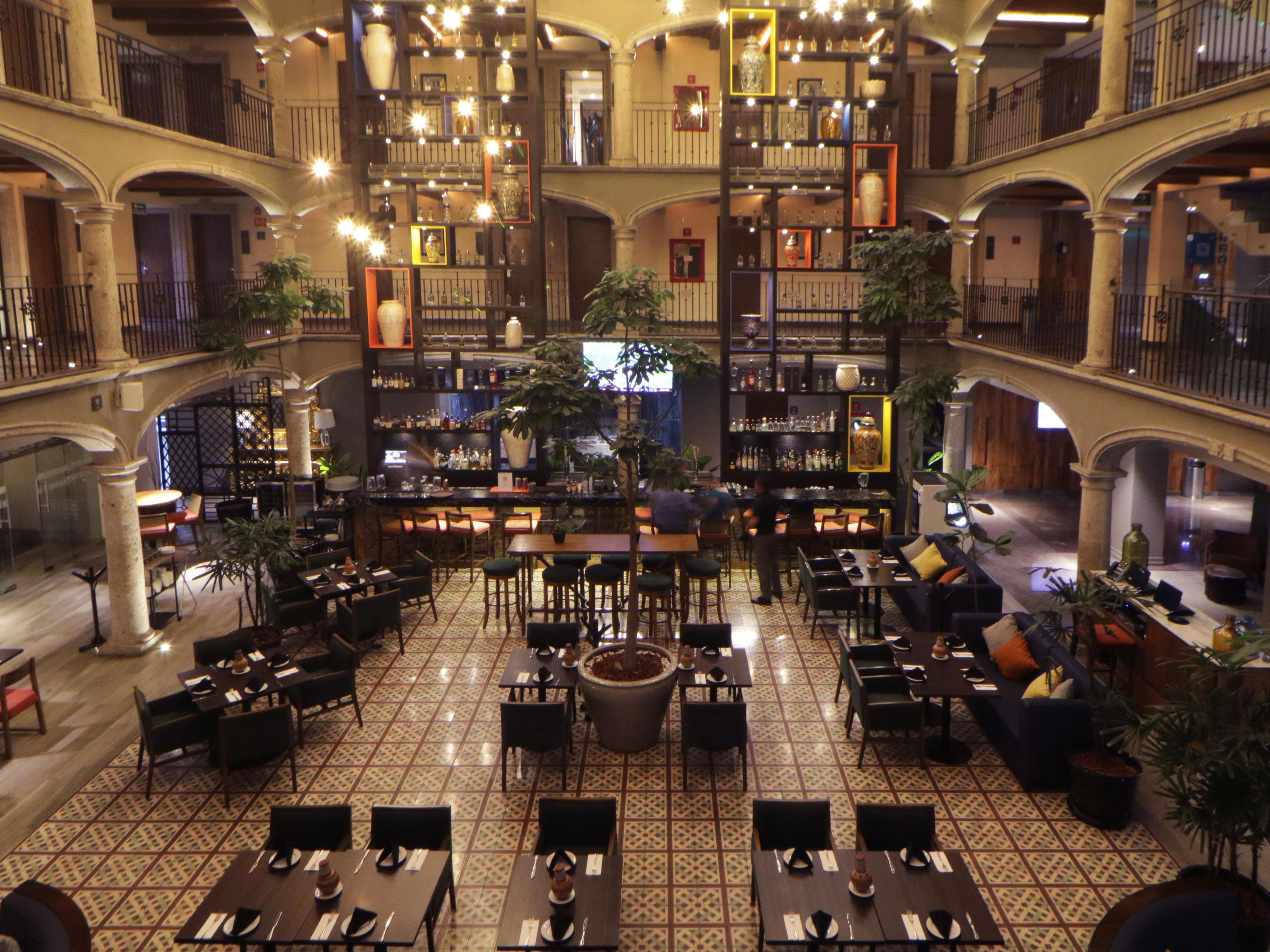 Plenty of seating for large parties -great for company happy hour.