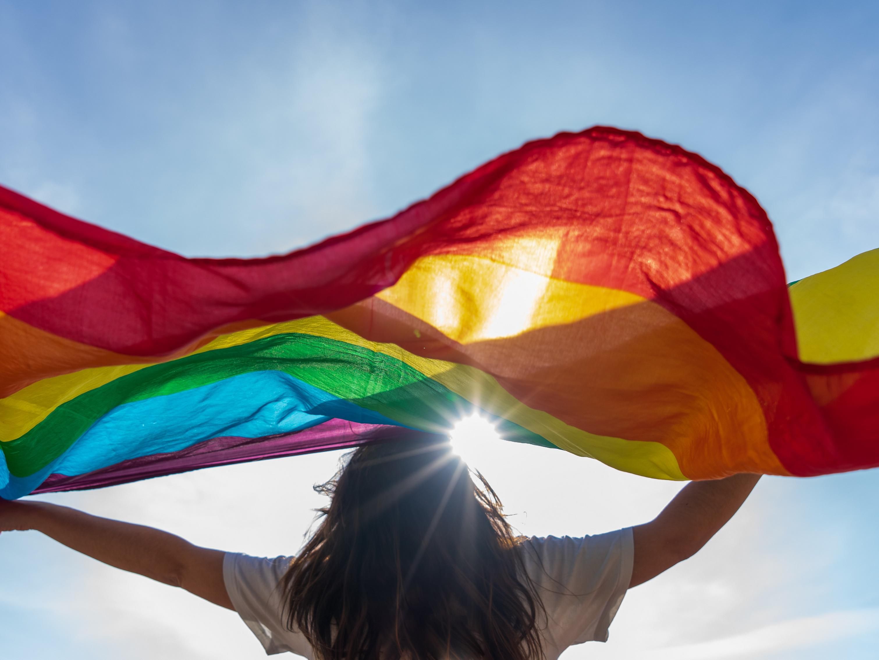 Enjoy a unique experience with our special rate that includes a welcome drink for 1 or 2 people and 1000 Rewards points per stay. Celebrate while you relax in a cozy and vibrant atmosphere. Make your stay a memorable and pride-filled moment!
